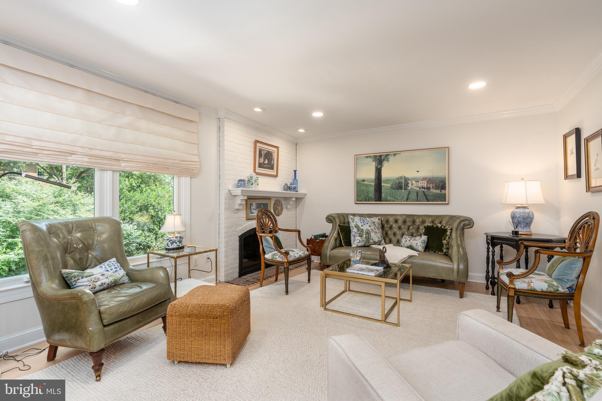 MADISON OF MCLEAN - Residential