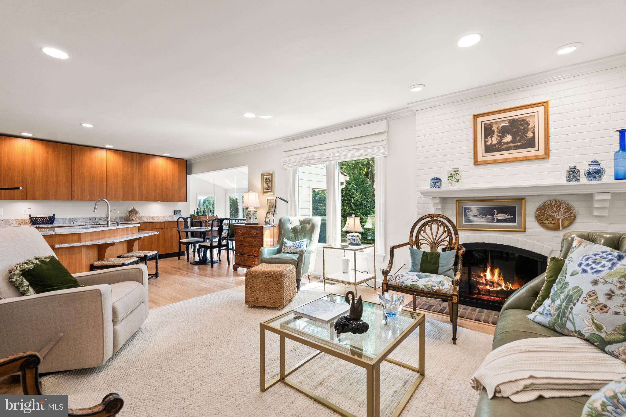 MADISON OF MCLEAN - Residential