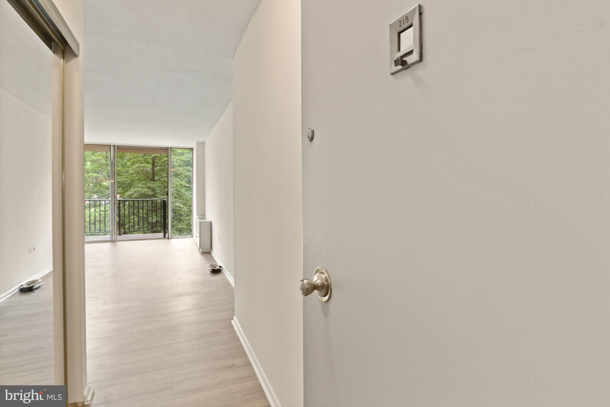 THE CARLTON - Residential