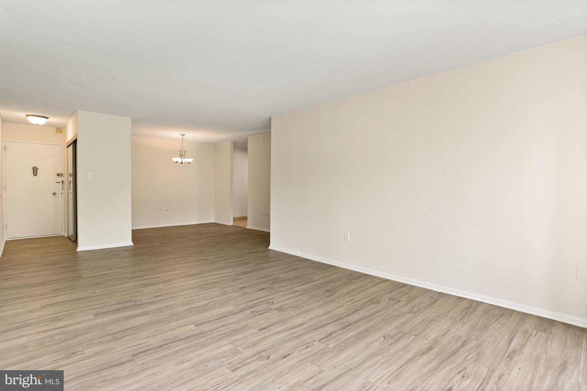 THE CARLTON - Residential