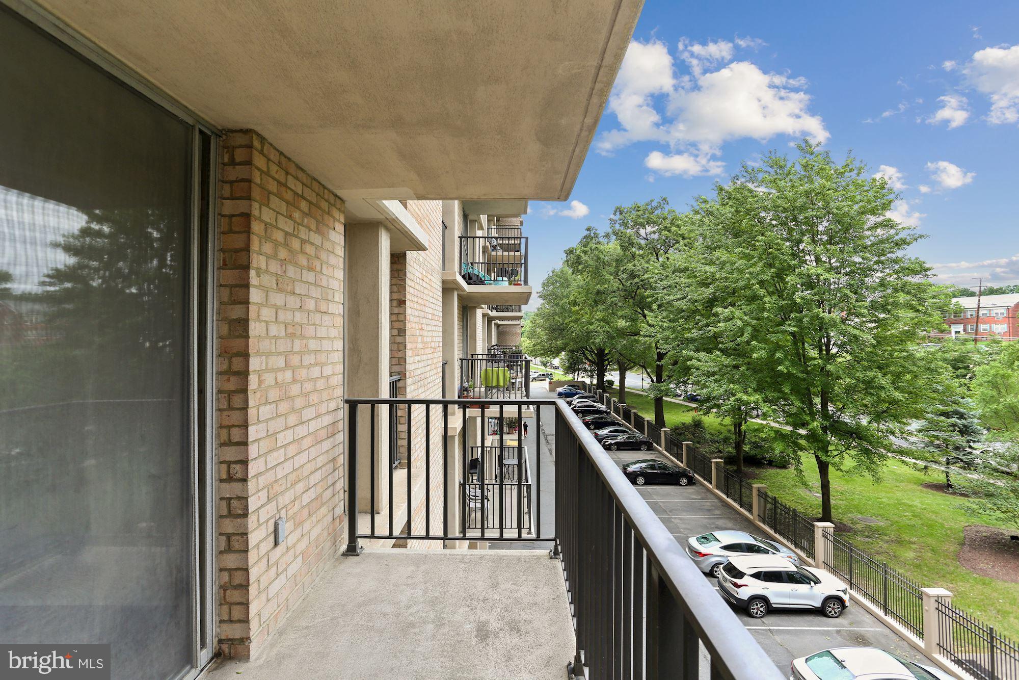 THE CARLTON - Residential