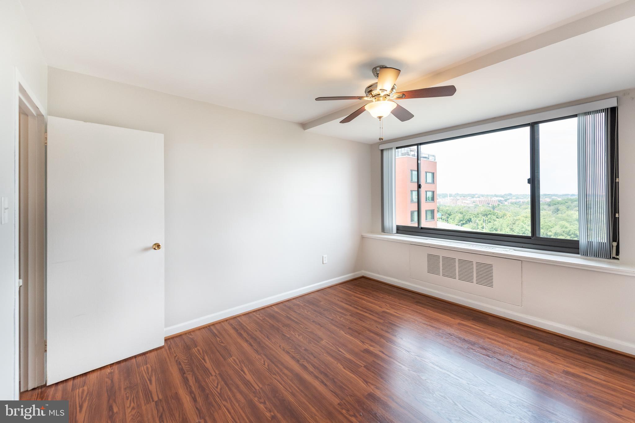 RIVER PLACE - Residential Lease