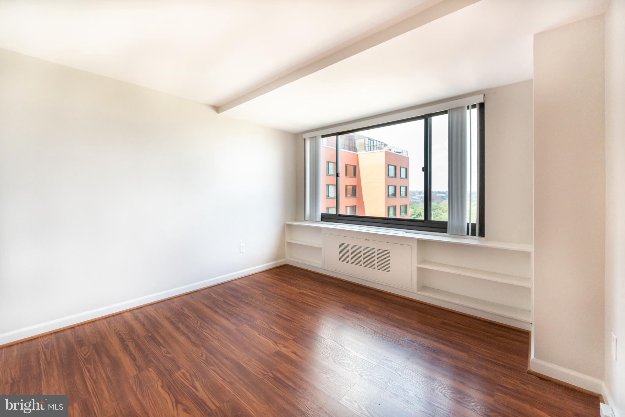 RIVER PLACE - Residential Lease