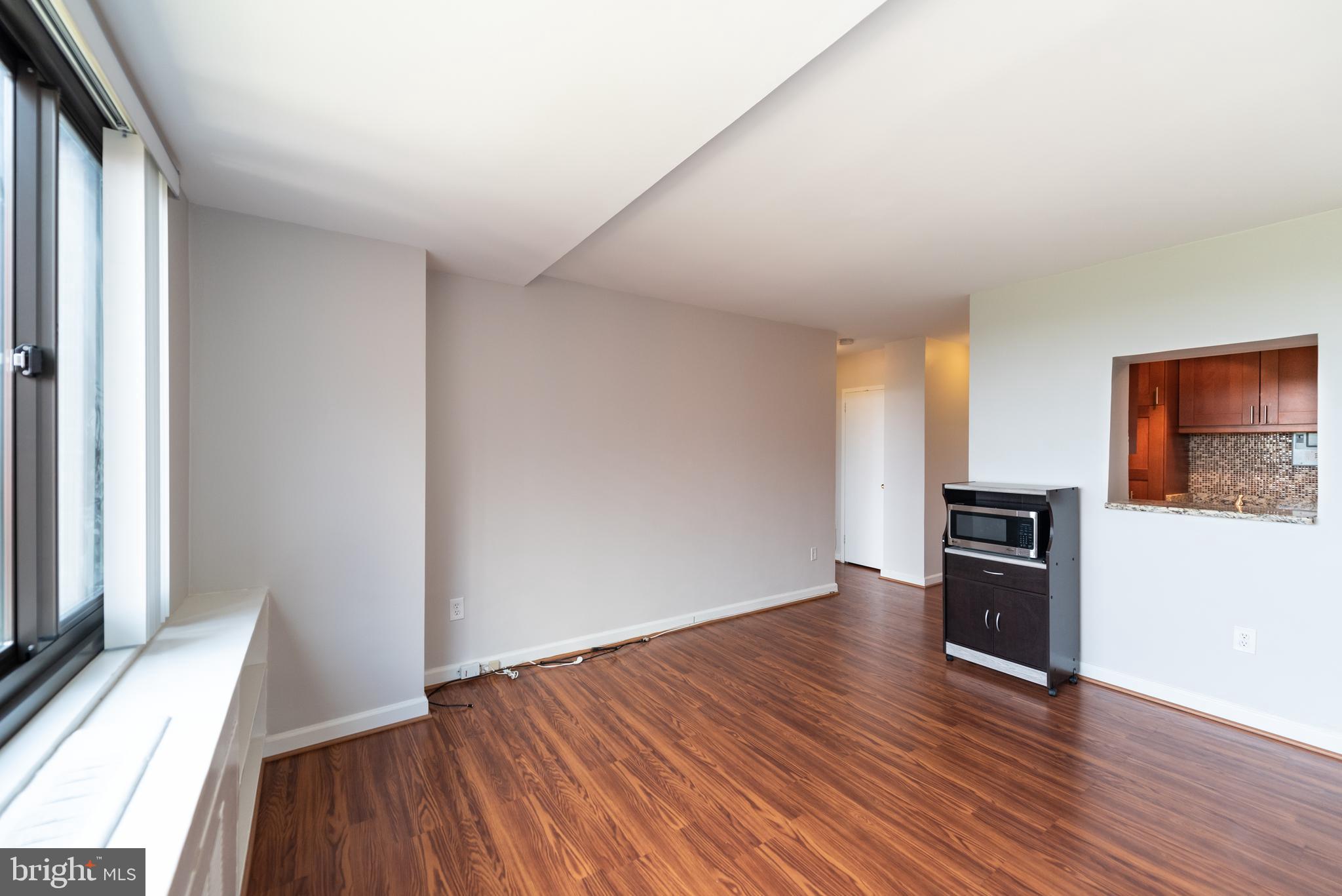 RIVER PLACE - Residential Lease