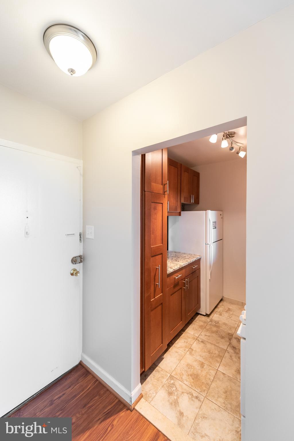 RIVER PLACE - Residential Lease