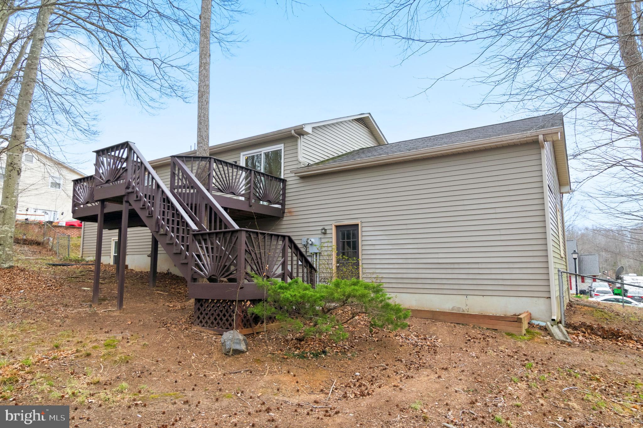 FAIRFIELD WOODS - Residential