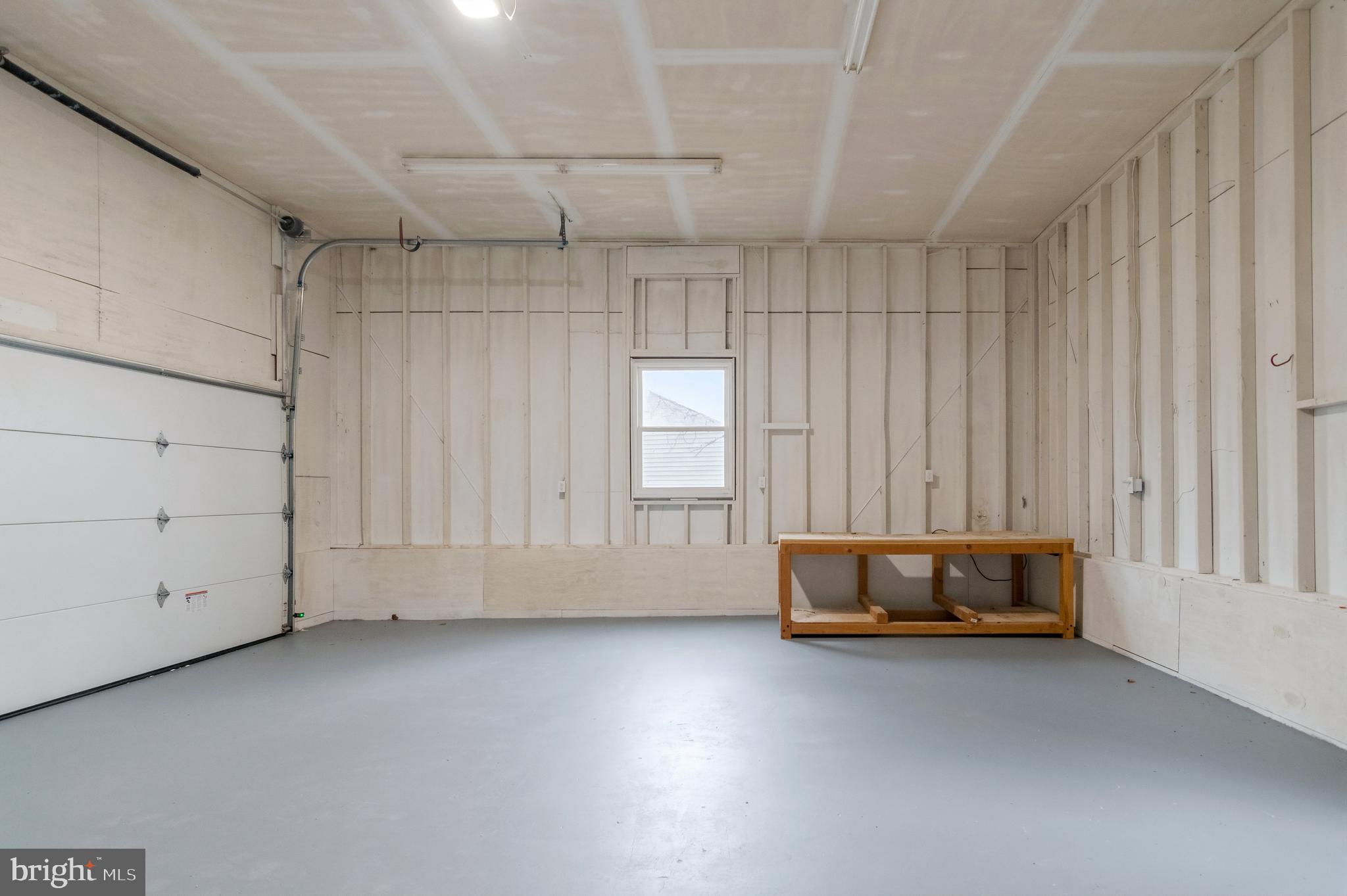 FAIRFIELD WOODS - Residential