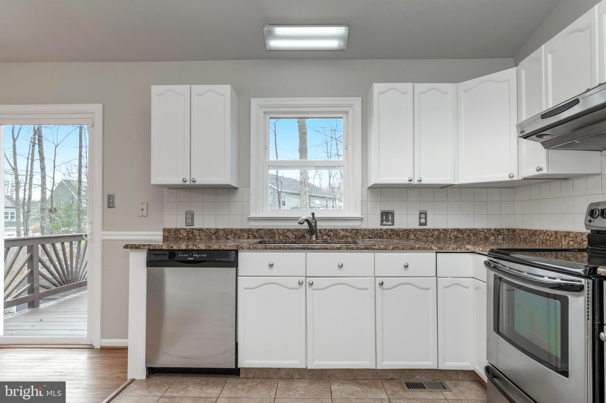 FAIRFIELD WOODS - Residential