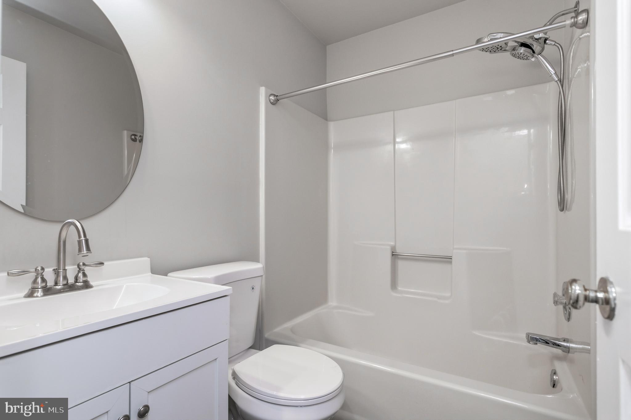 FAIRFIELD WOODS - Residential