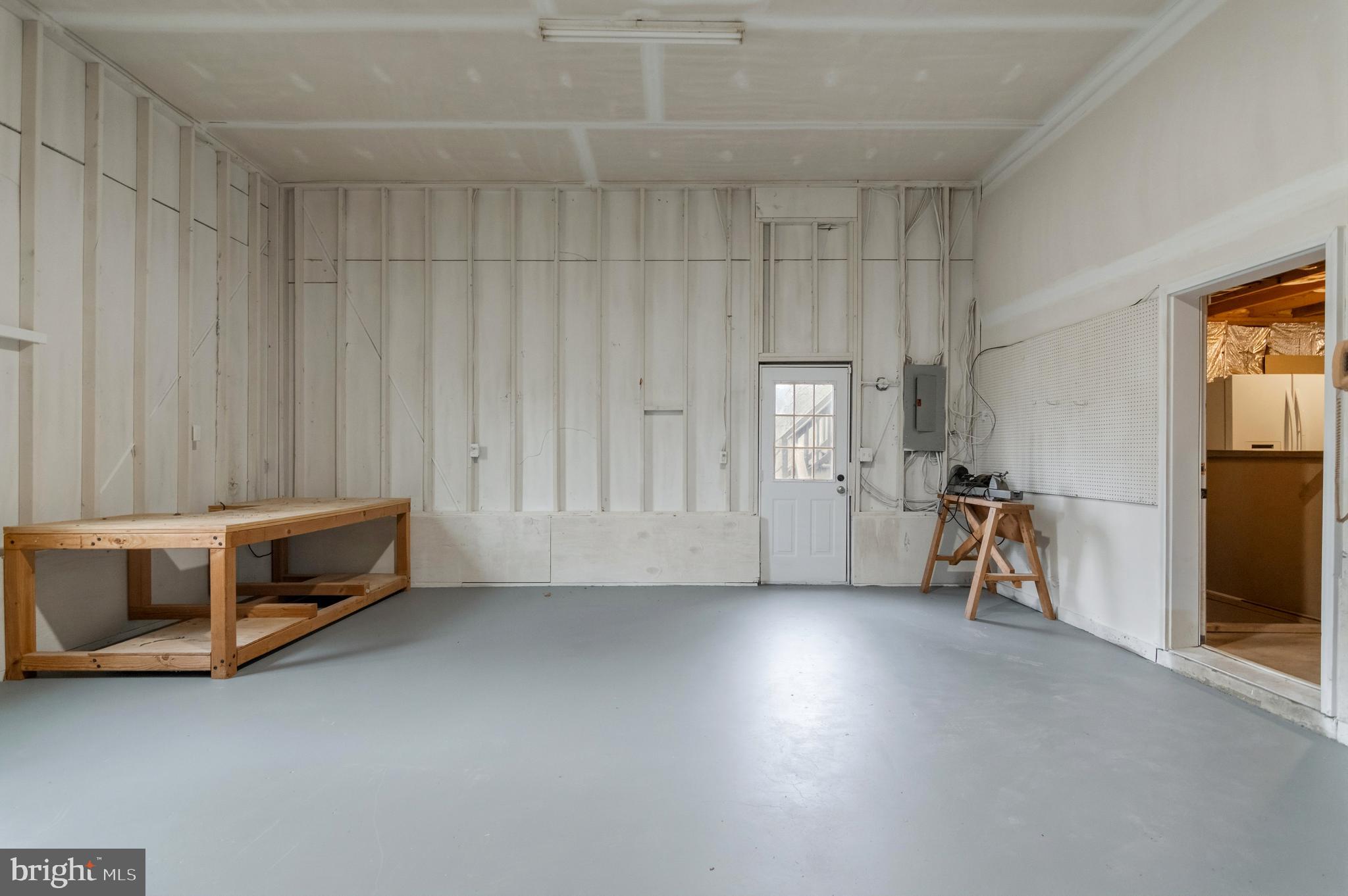 FAIRFIELD WOODS - Residential