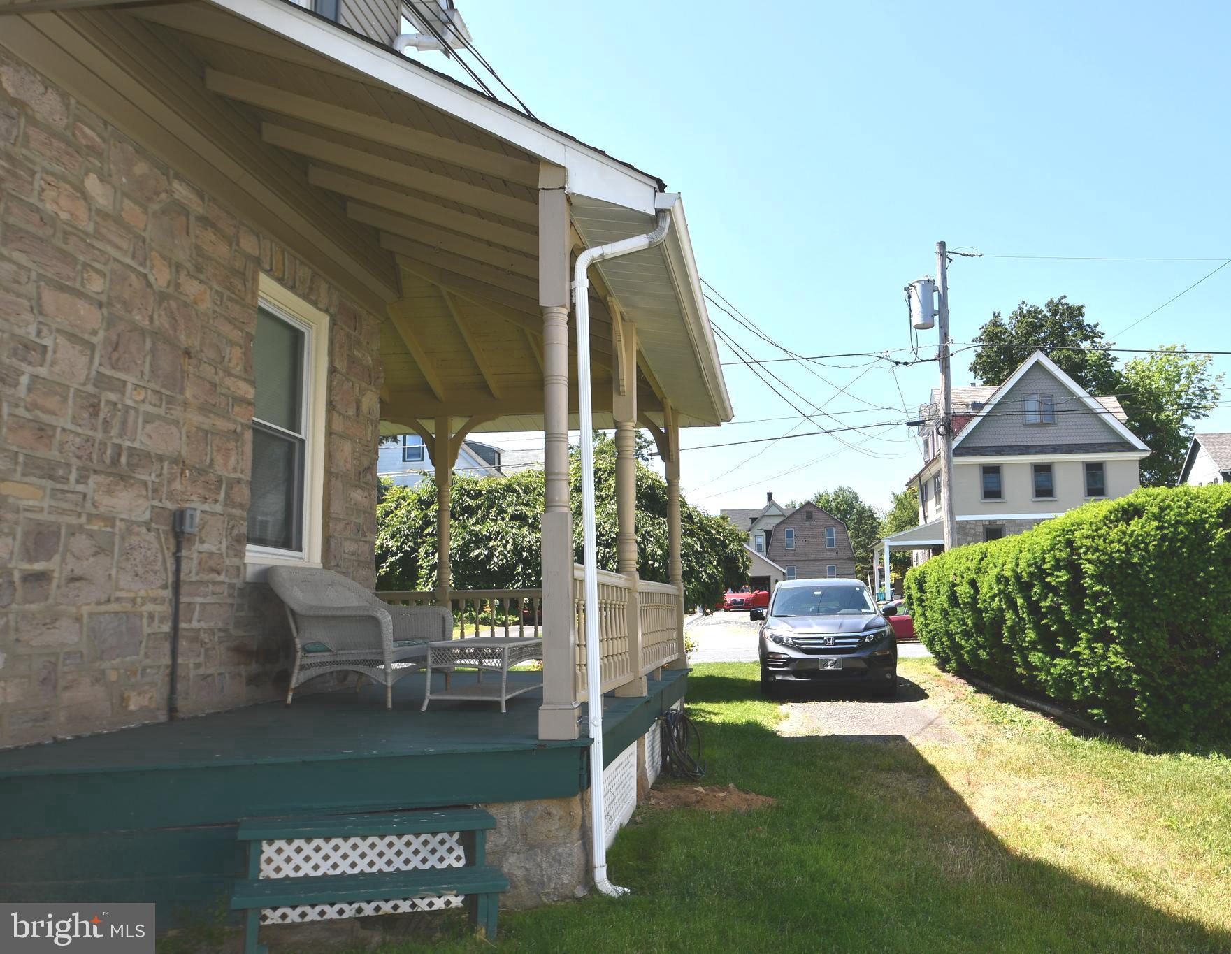 ORELAND - Residential Lease