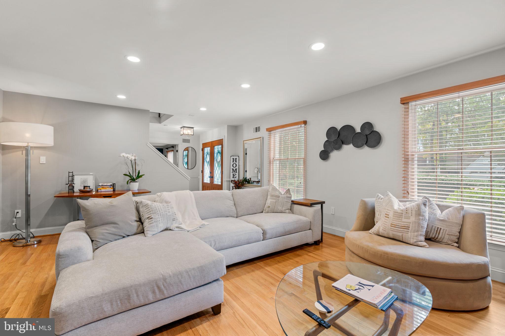 WOODMARK - Residential