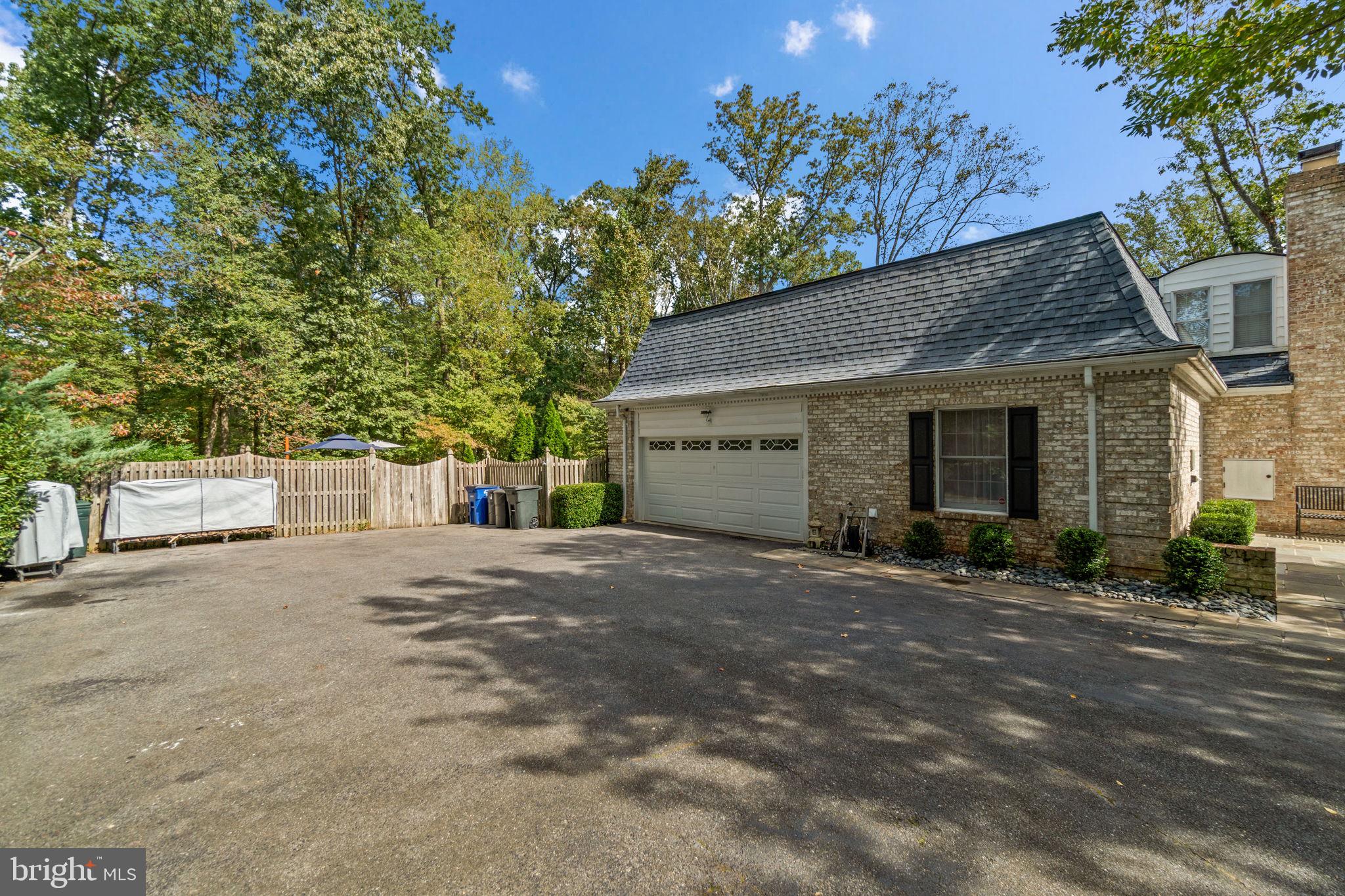 WOODMARK - Residential