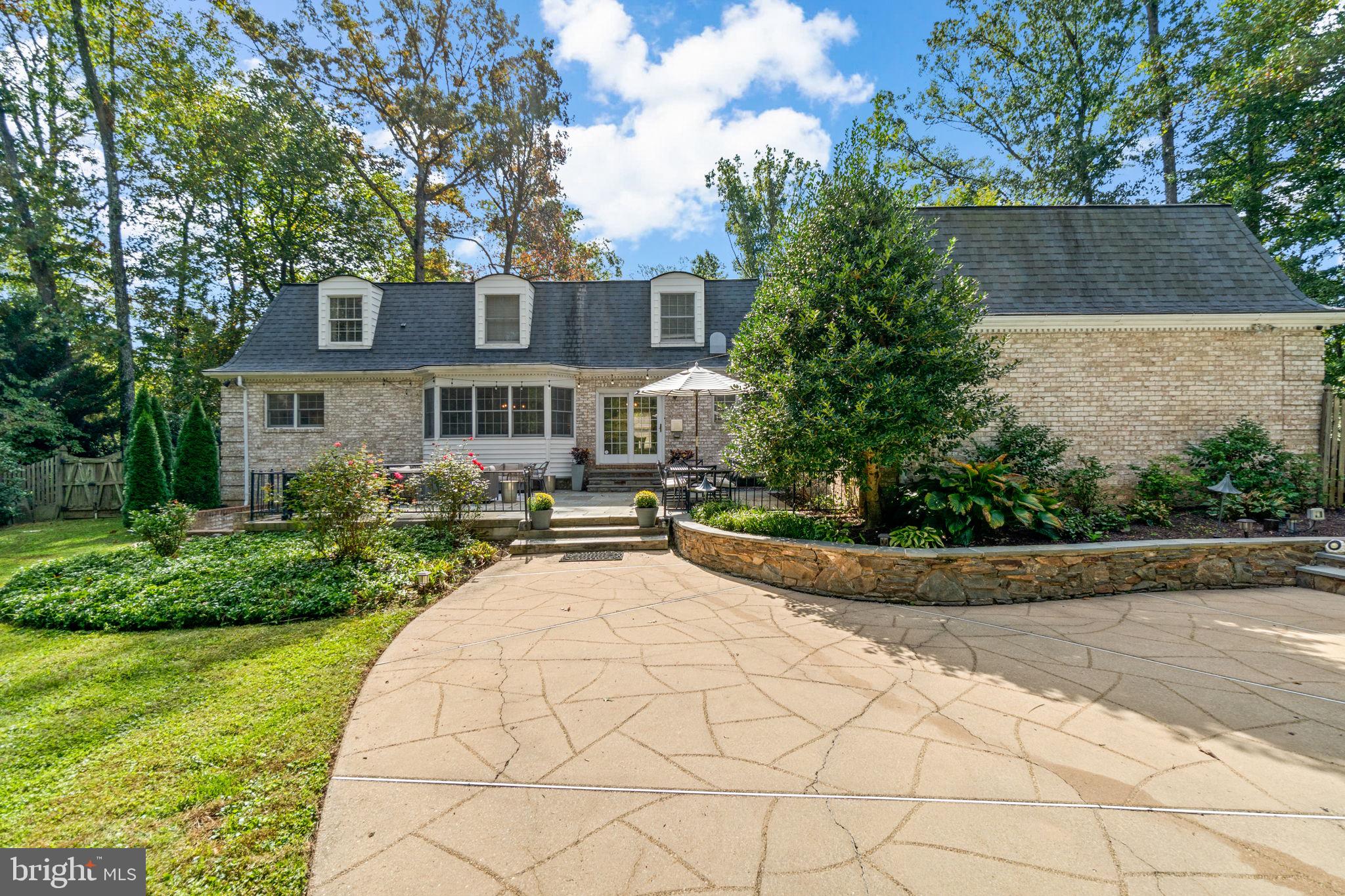 WOODMARK - Residential