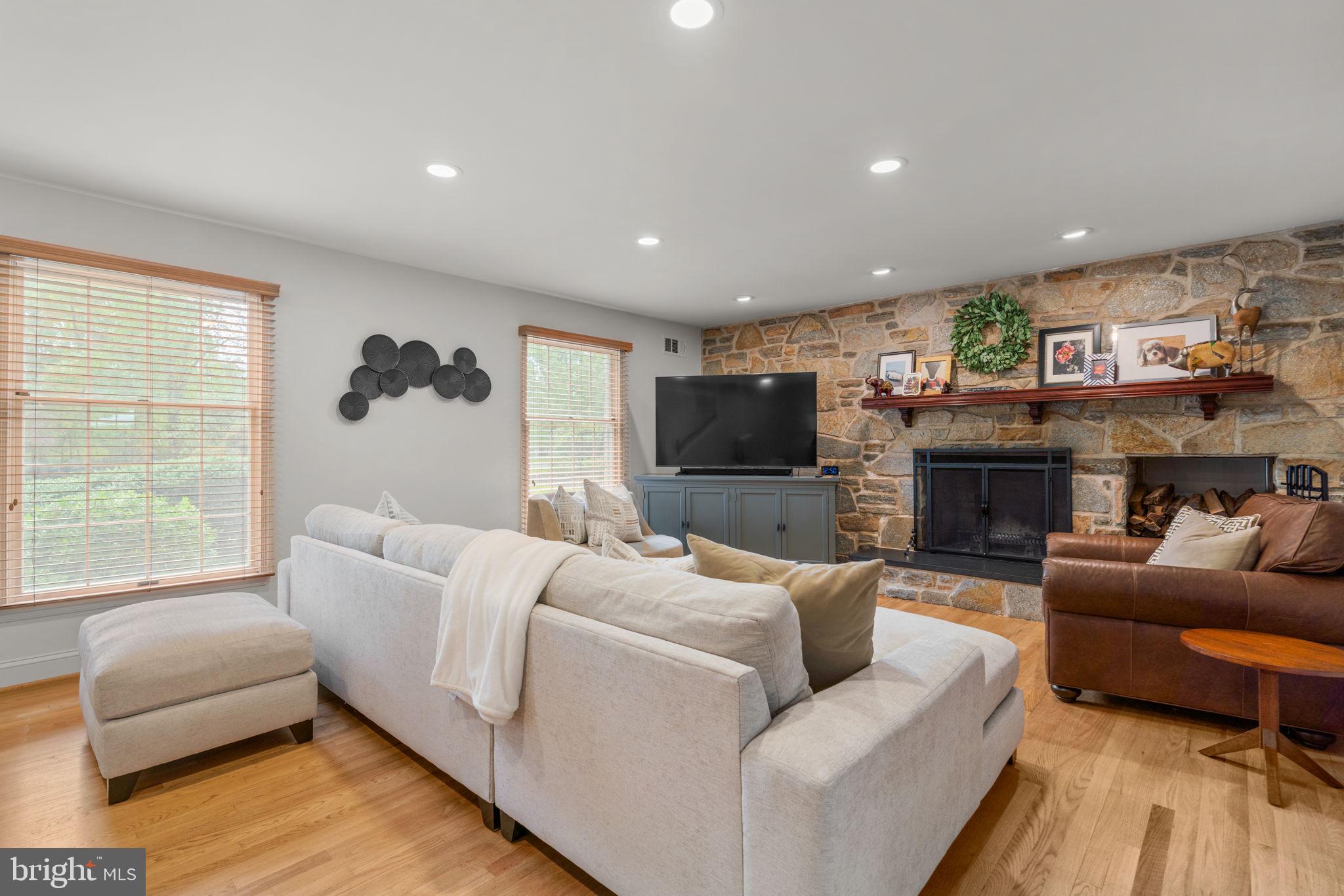 WOODMARK - Residential