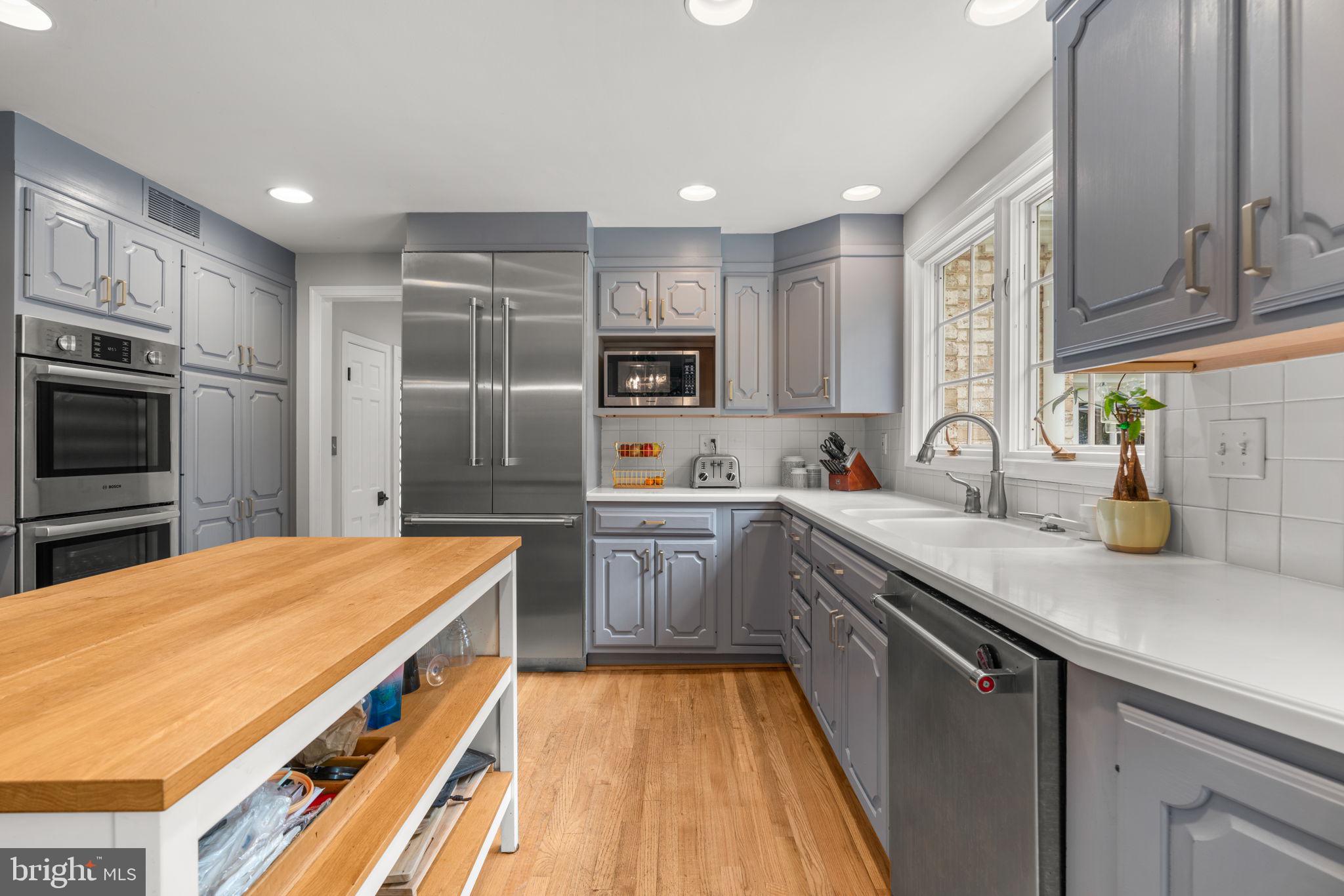 WOODMARK - Residential