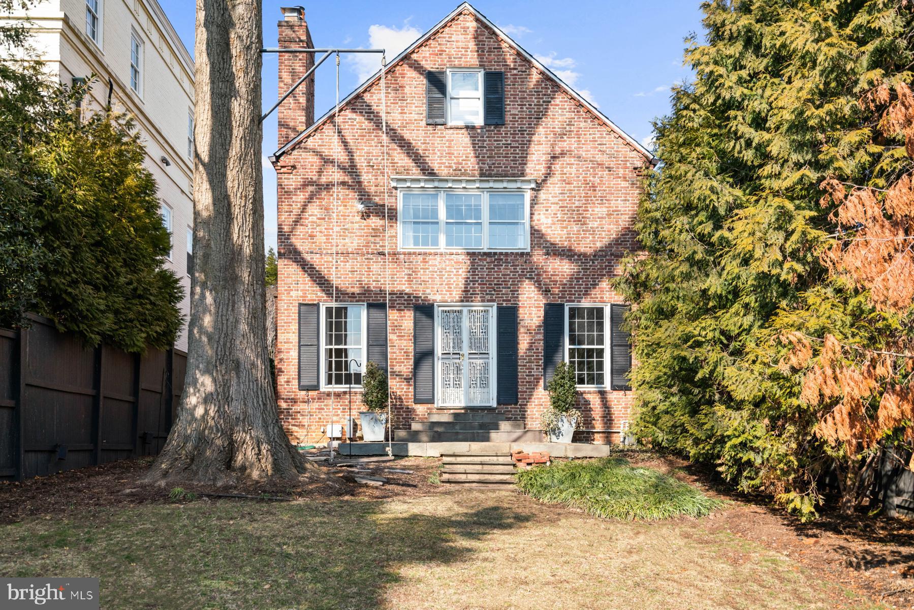 GEORGETOWN - Residential