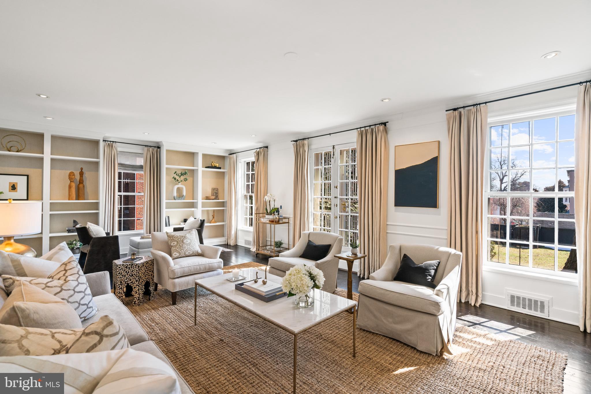 GEORGETOWN - Residential
