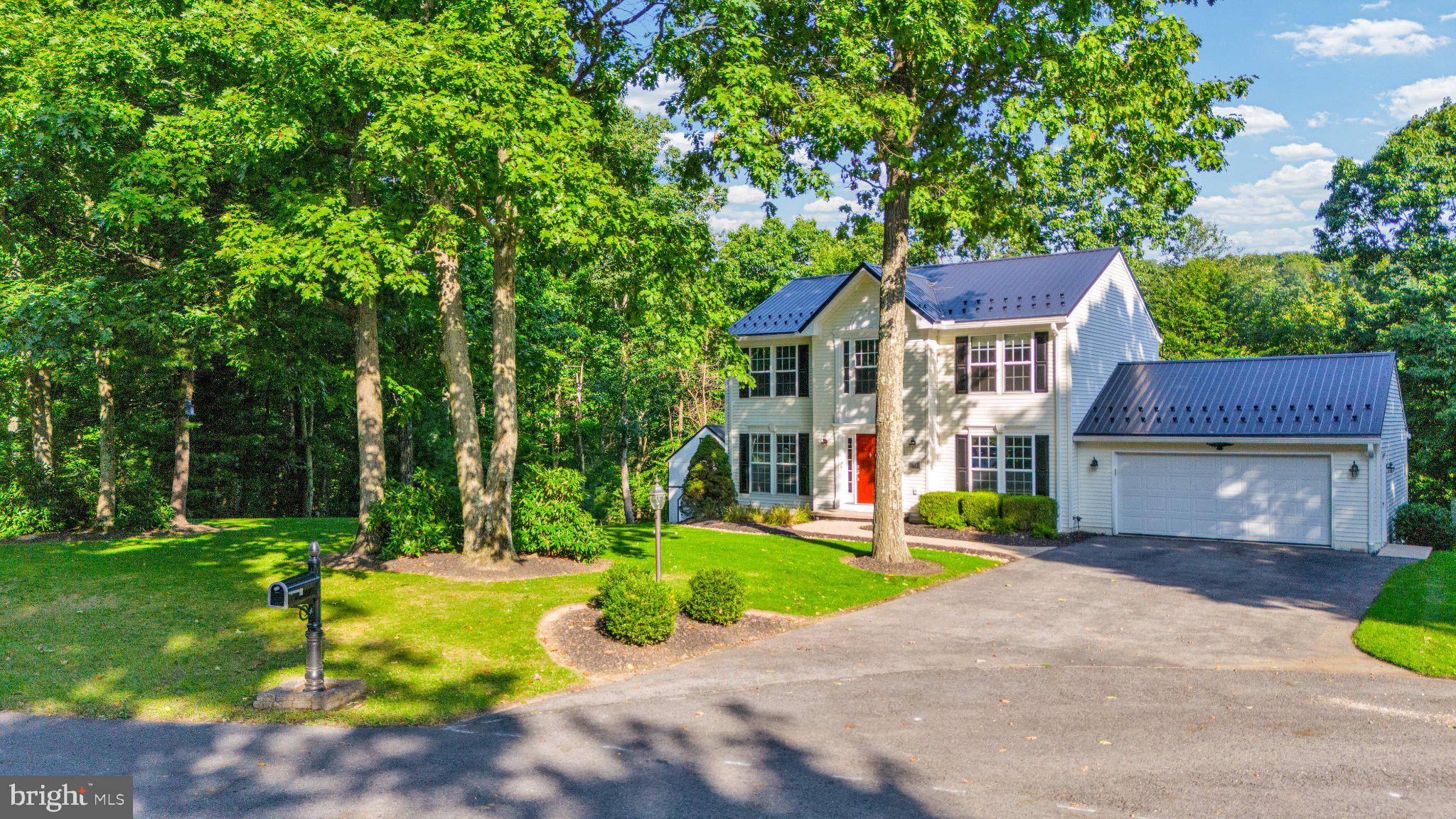 1612 MOUNTAIN LAUREL COURT