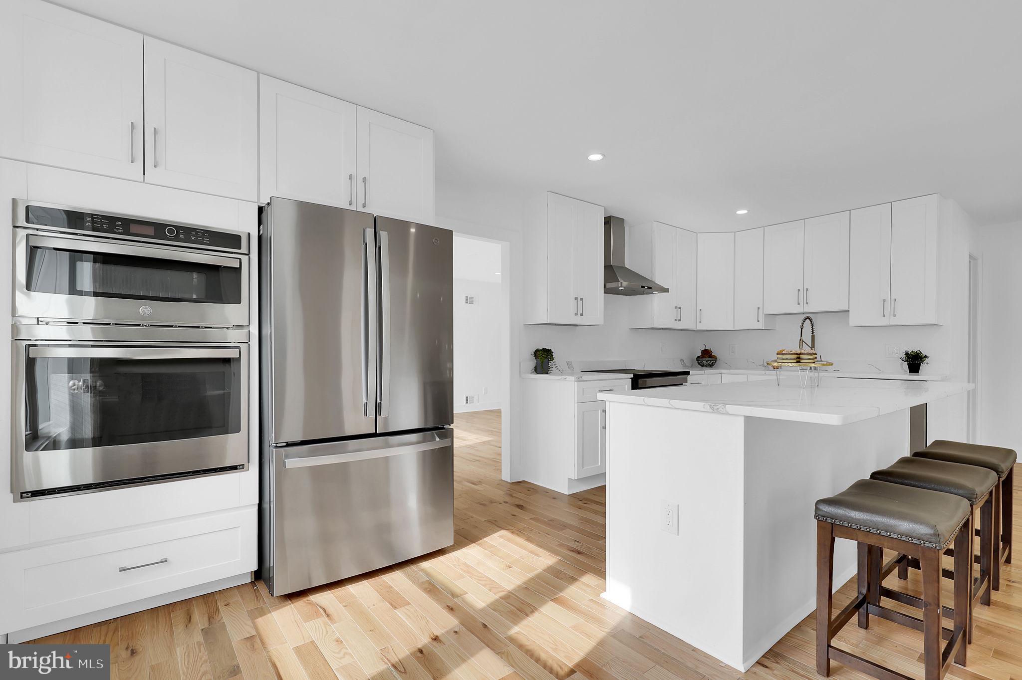 PT ROCKVILLE OUT RES 3 - Residential