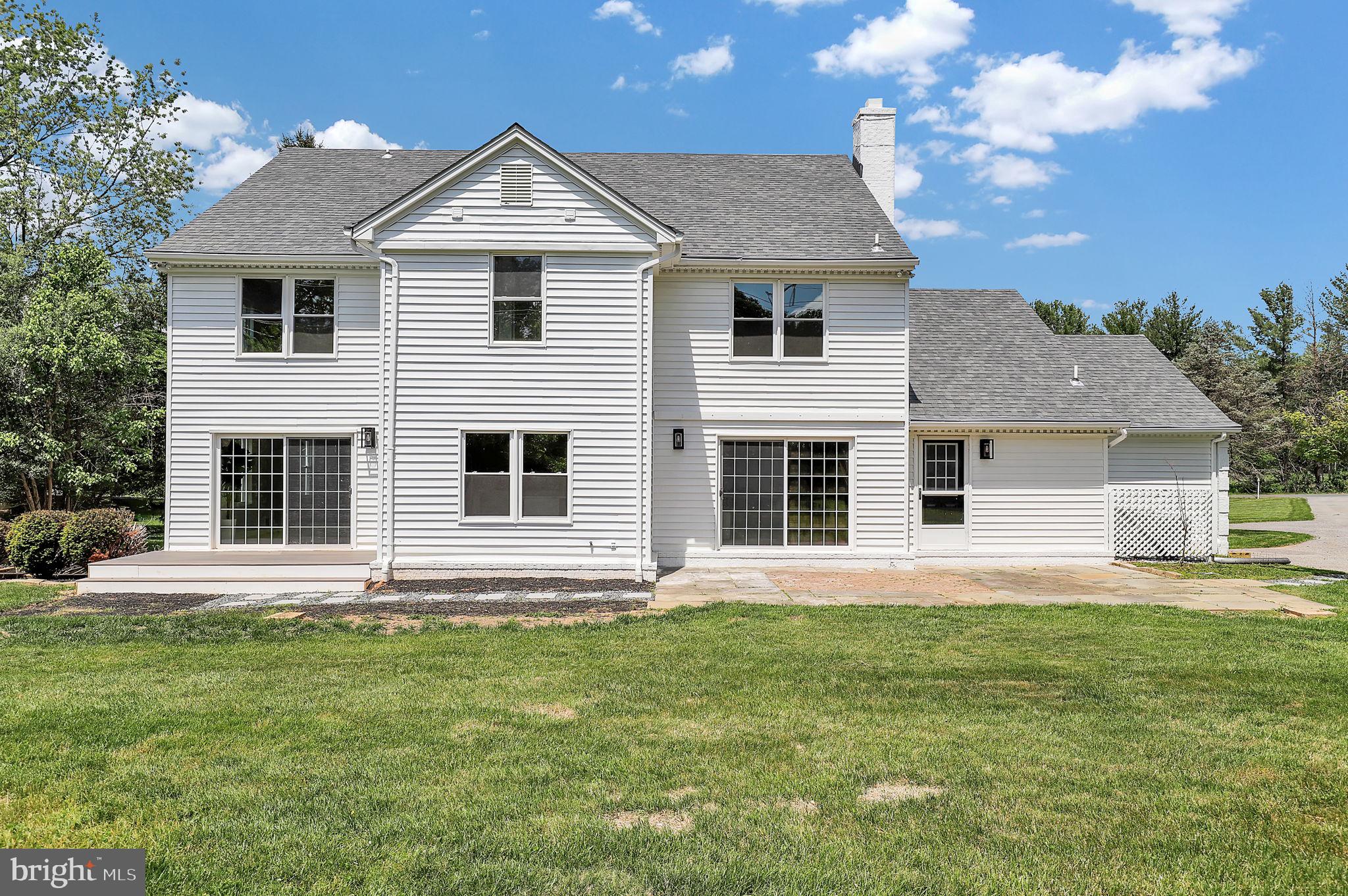 PT ROCKVILLE OUT RES 3 - Residential