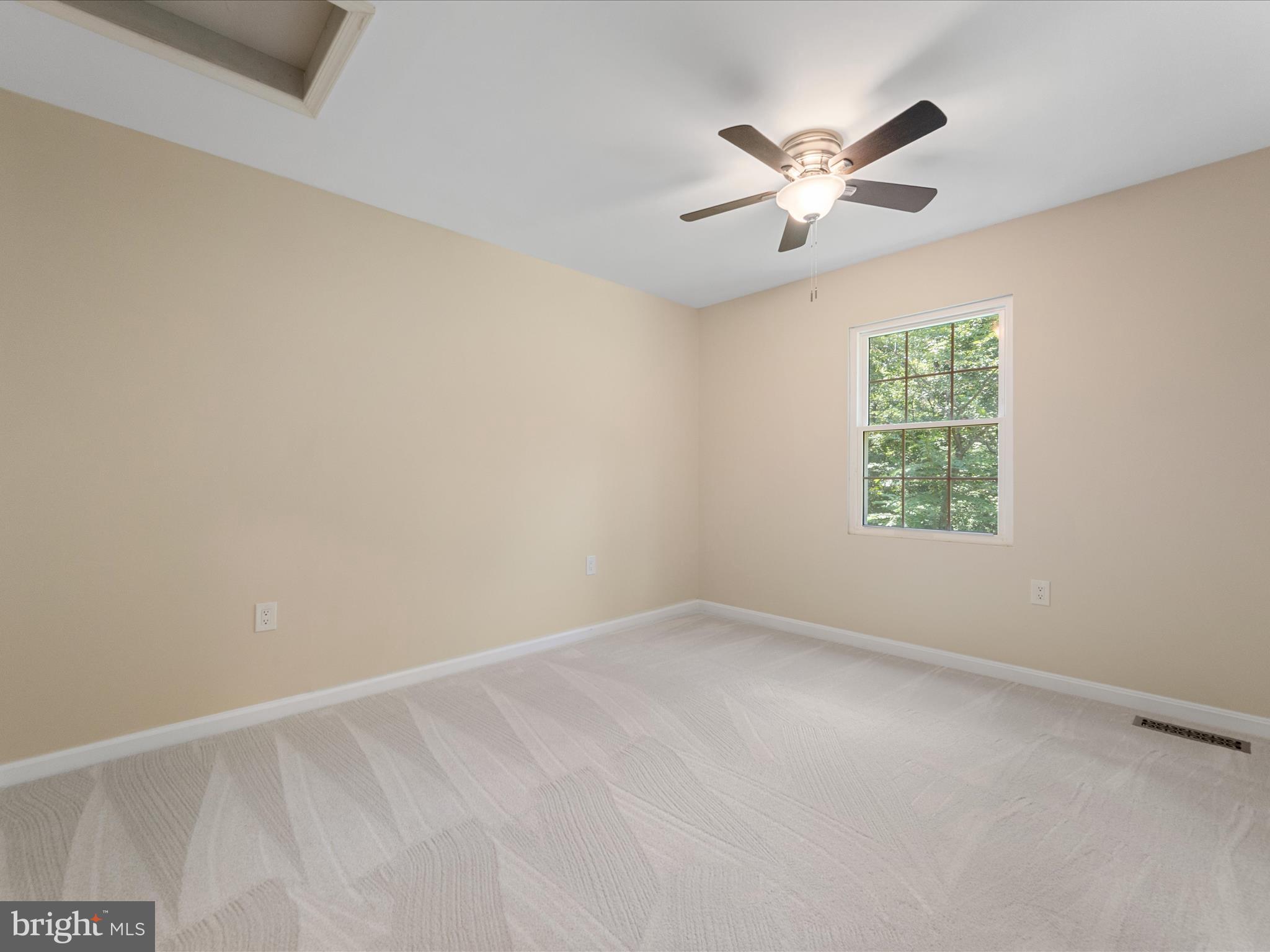 SHANNONDALE - Residential