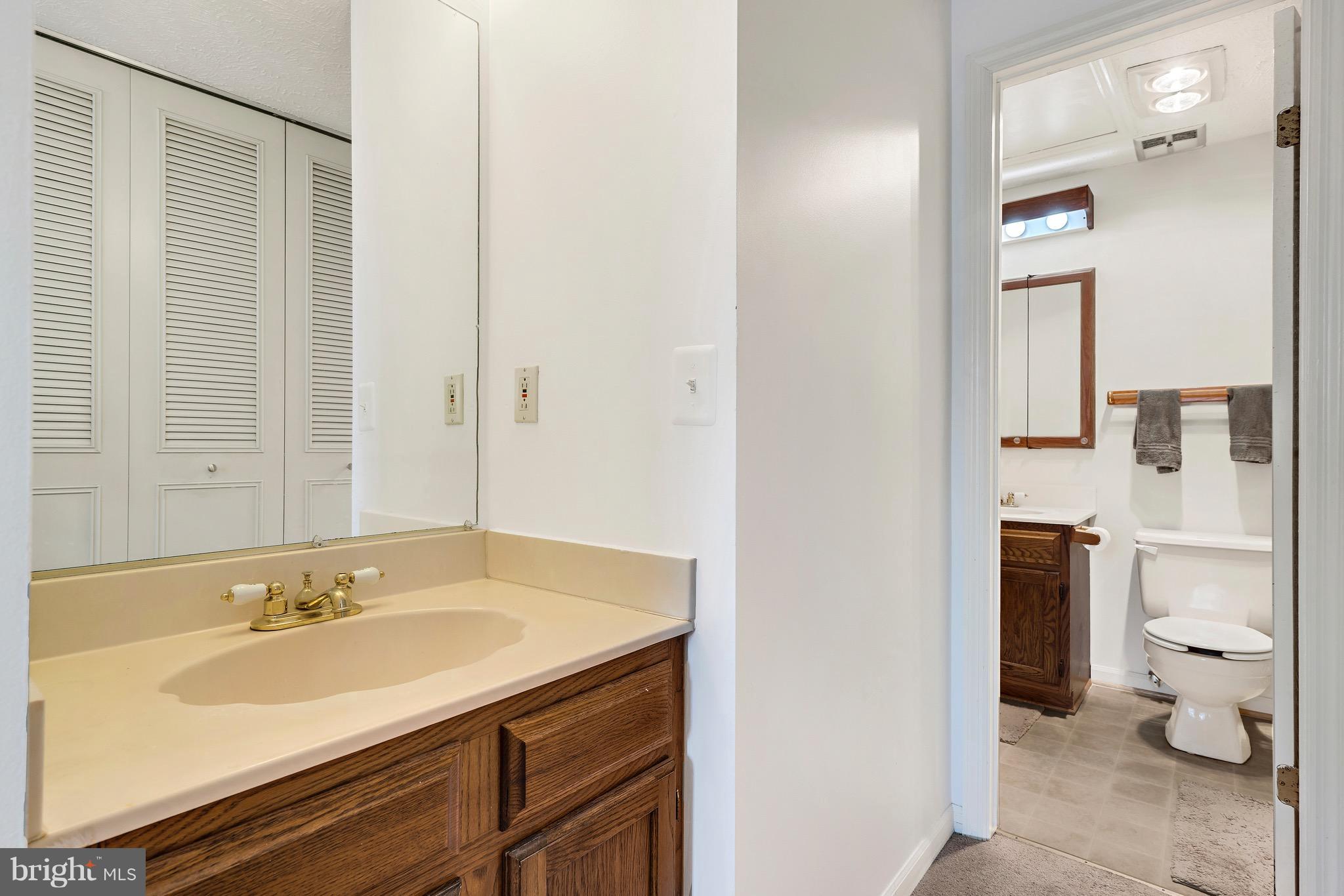 RESTON - Residential