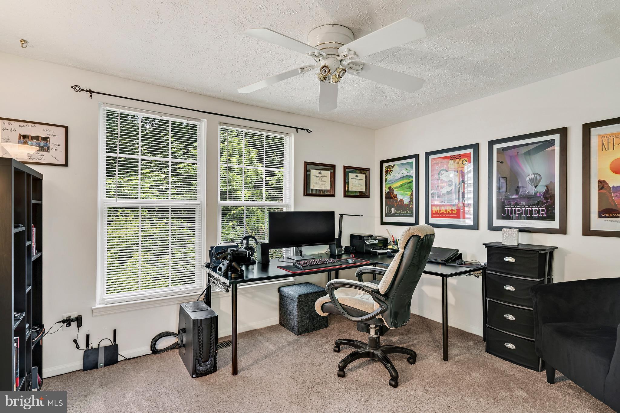RESTON - Residential