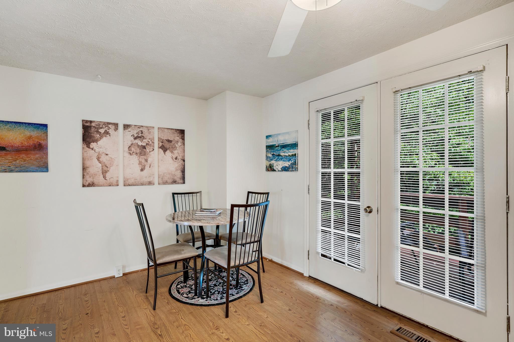 RESTON - Residential
