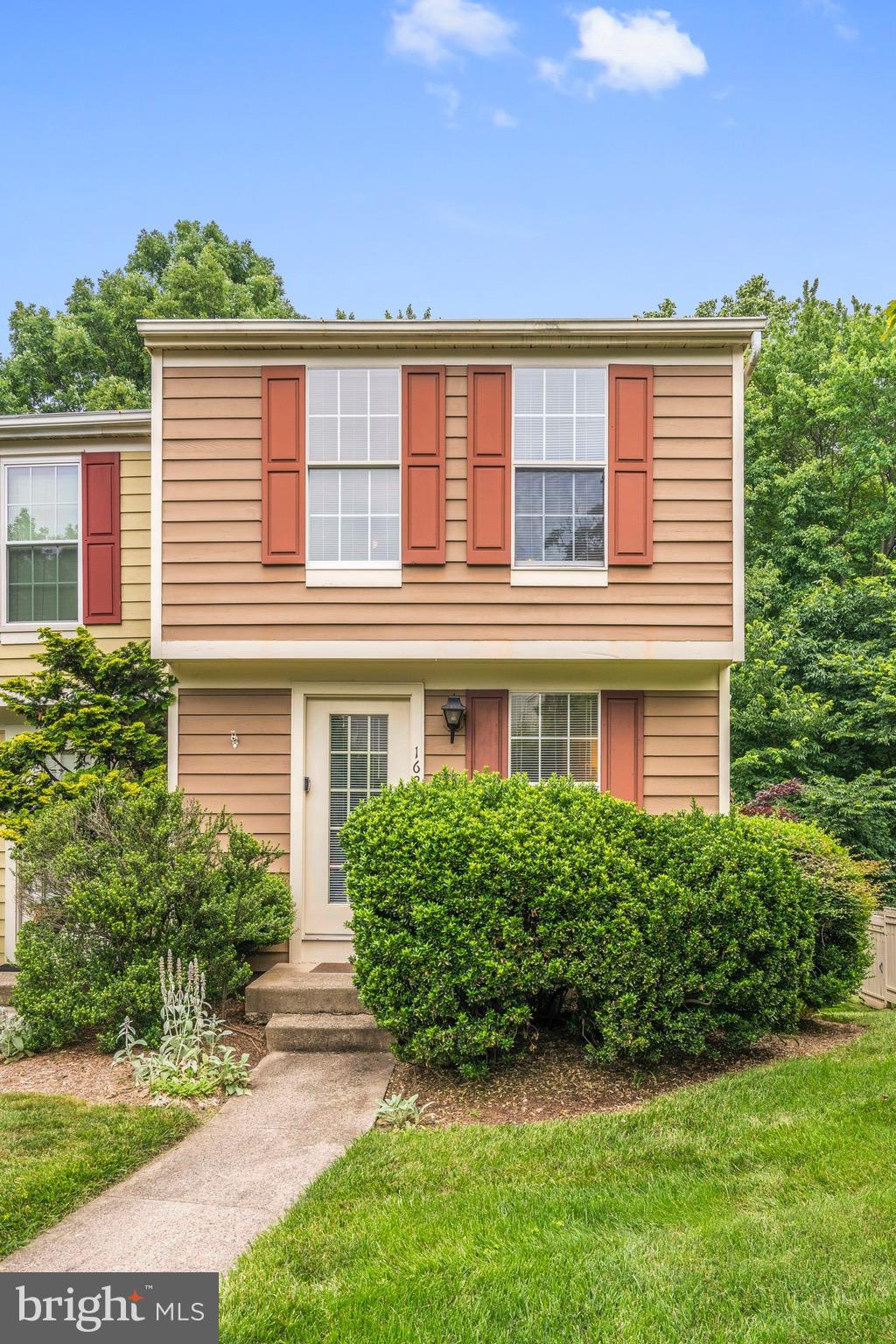 RESTON - Residential