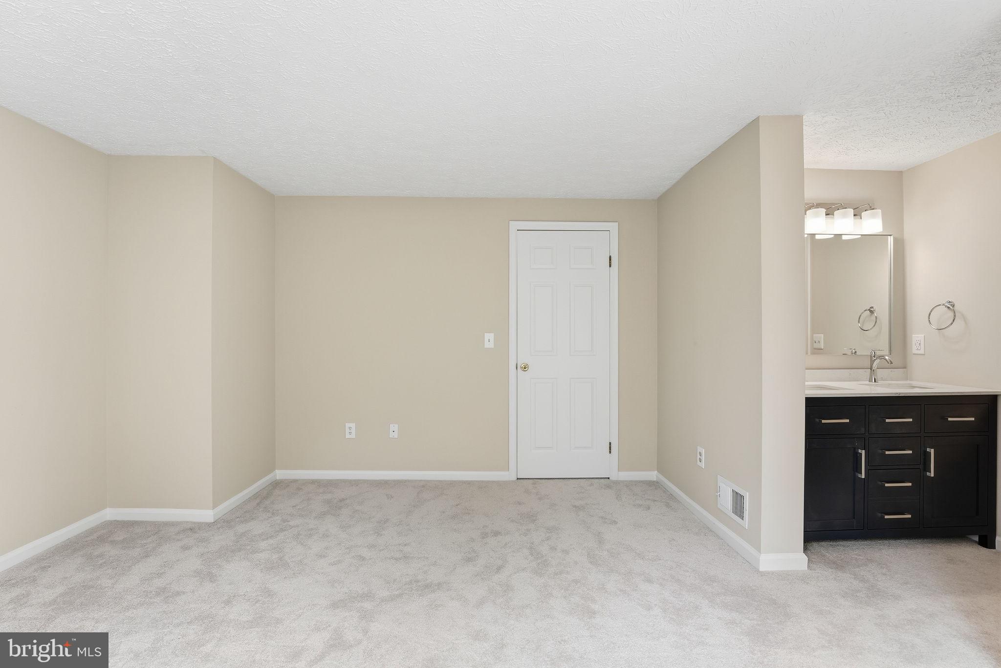 POTOMAC FAIRWAYS - Residential Lease