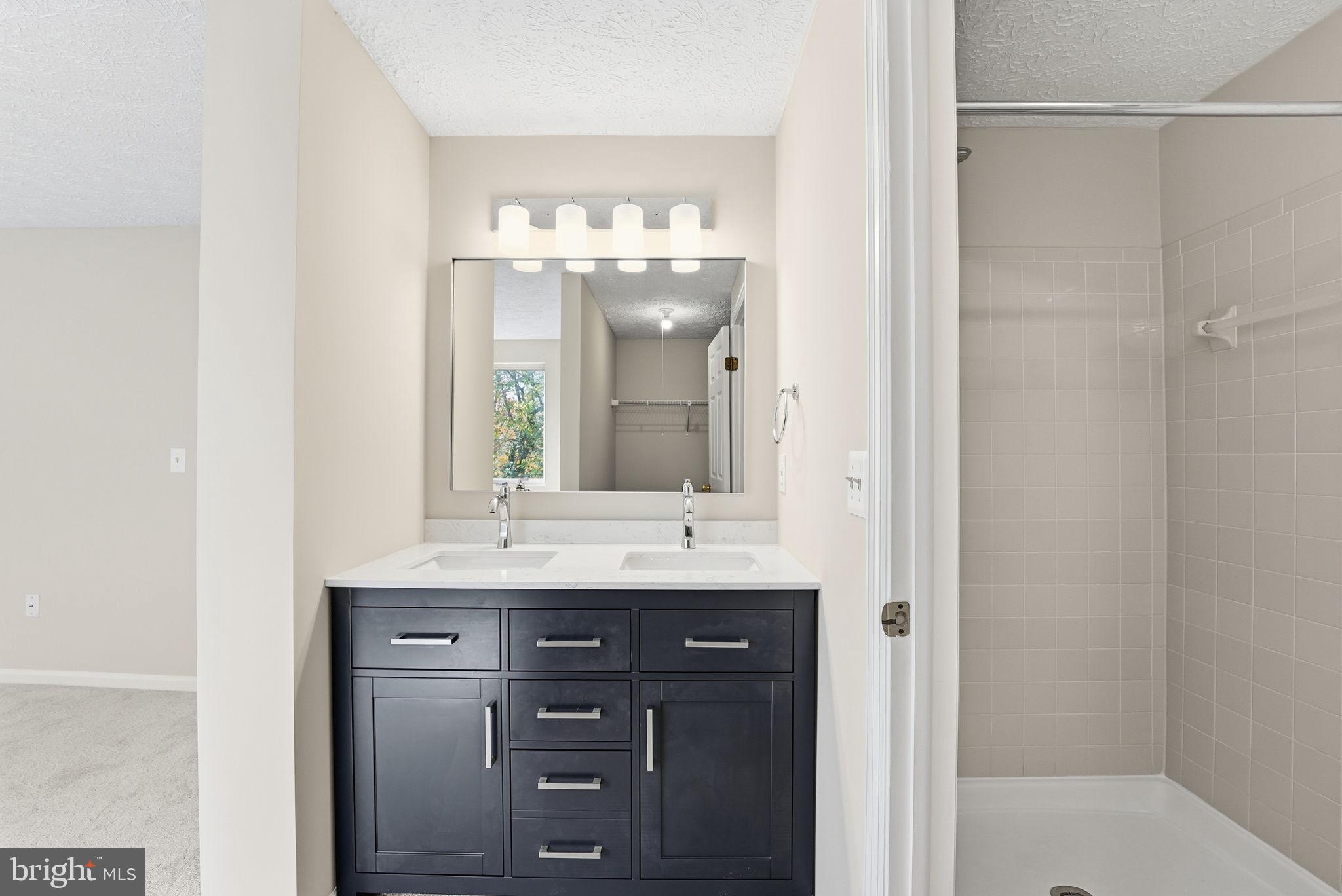 POTOMAC FAIRWAYS - Residential Lease