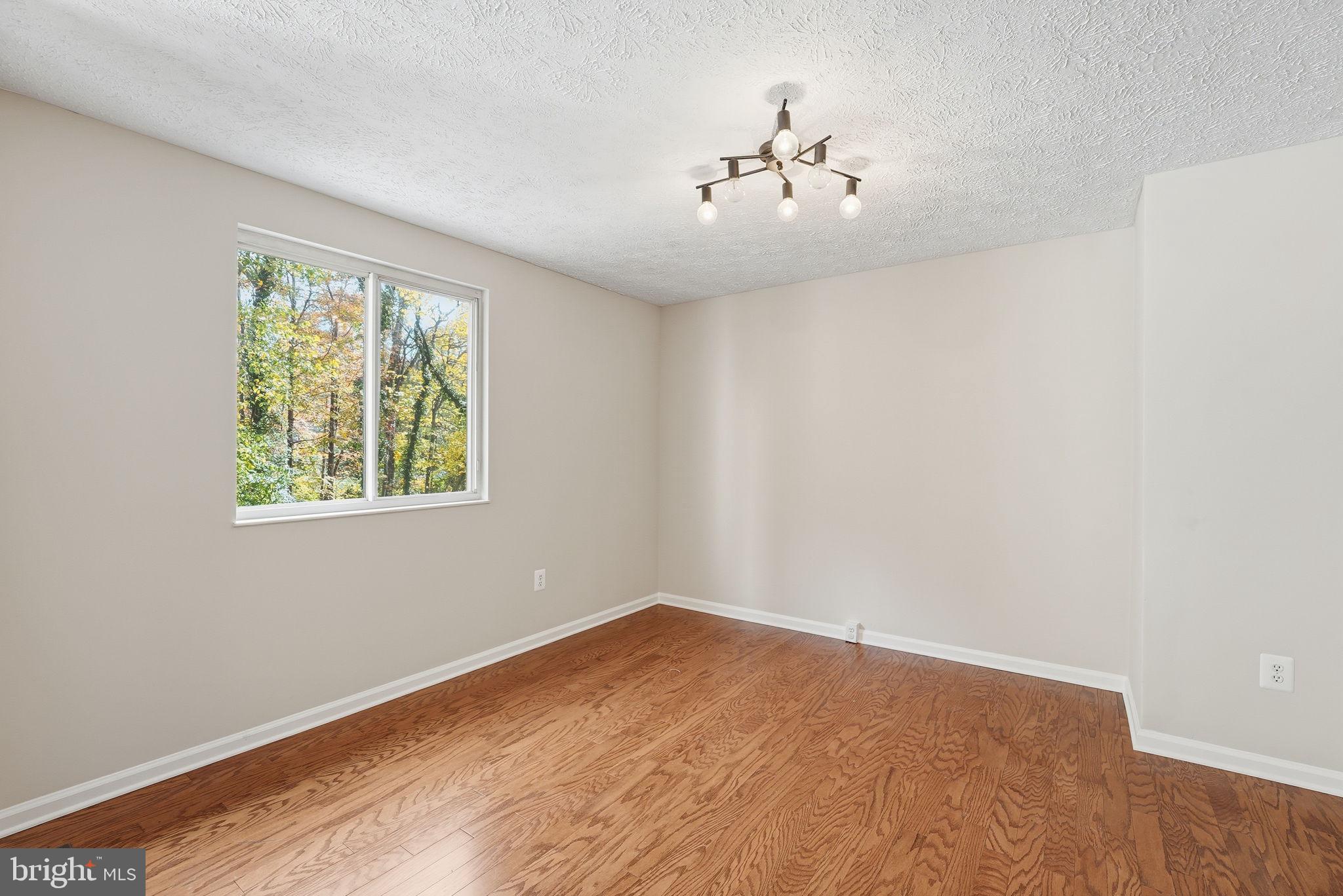 POTOMAC FAIRWAYS - Residential Lease