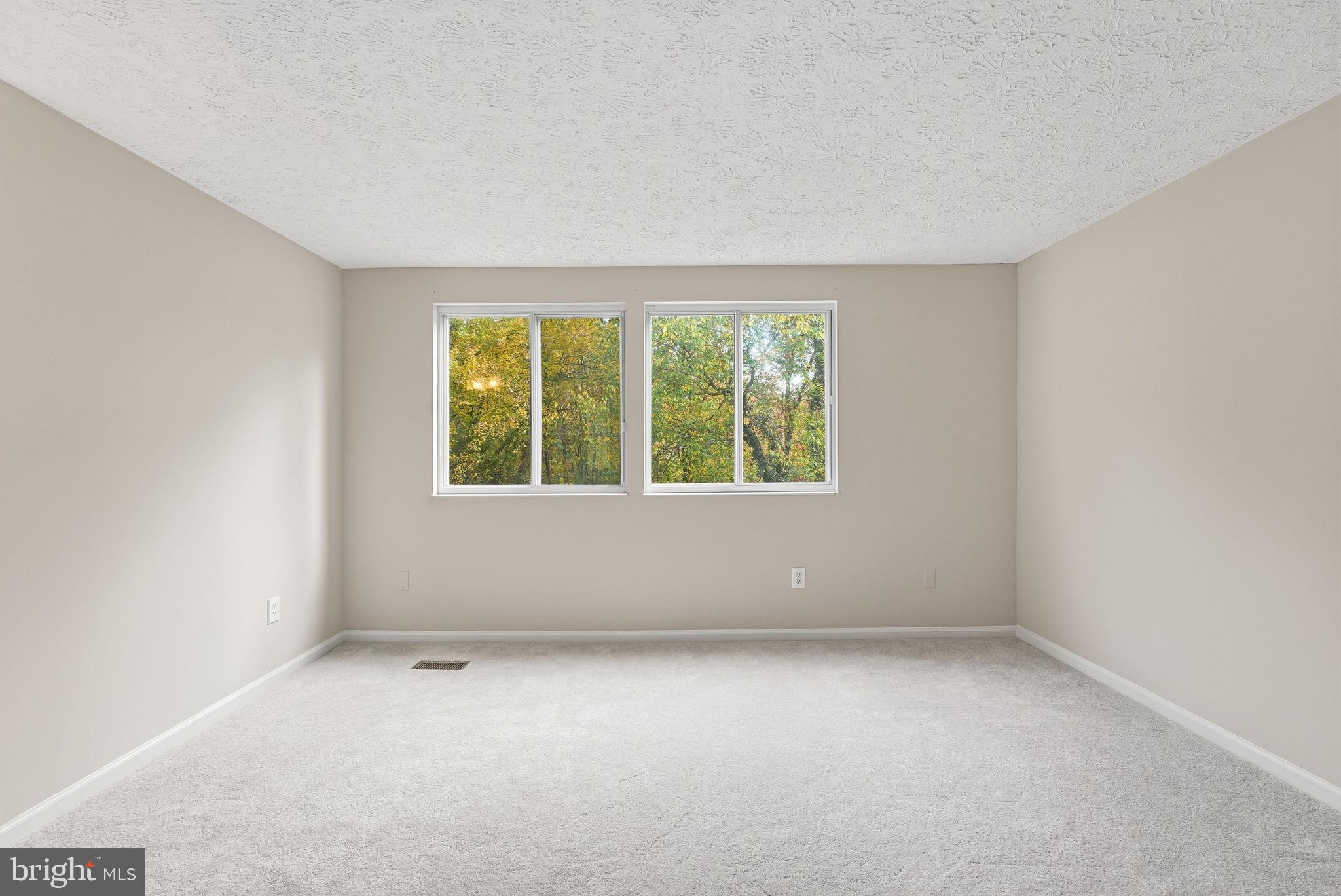 POTOMAC FAIRWAYS - Residential Lease