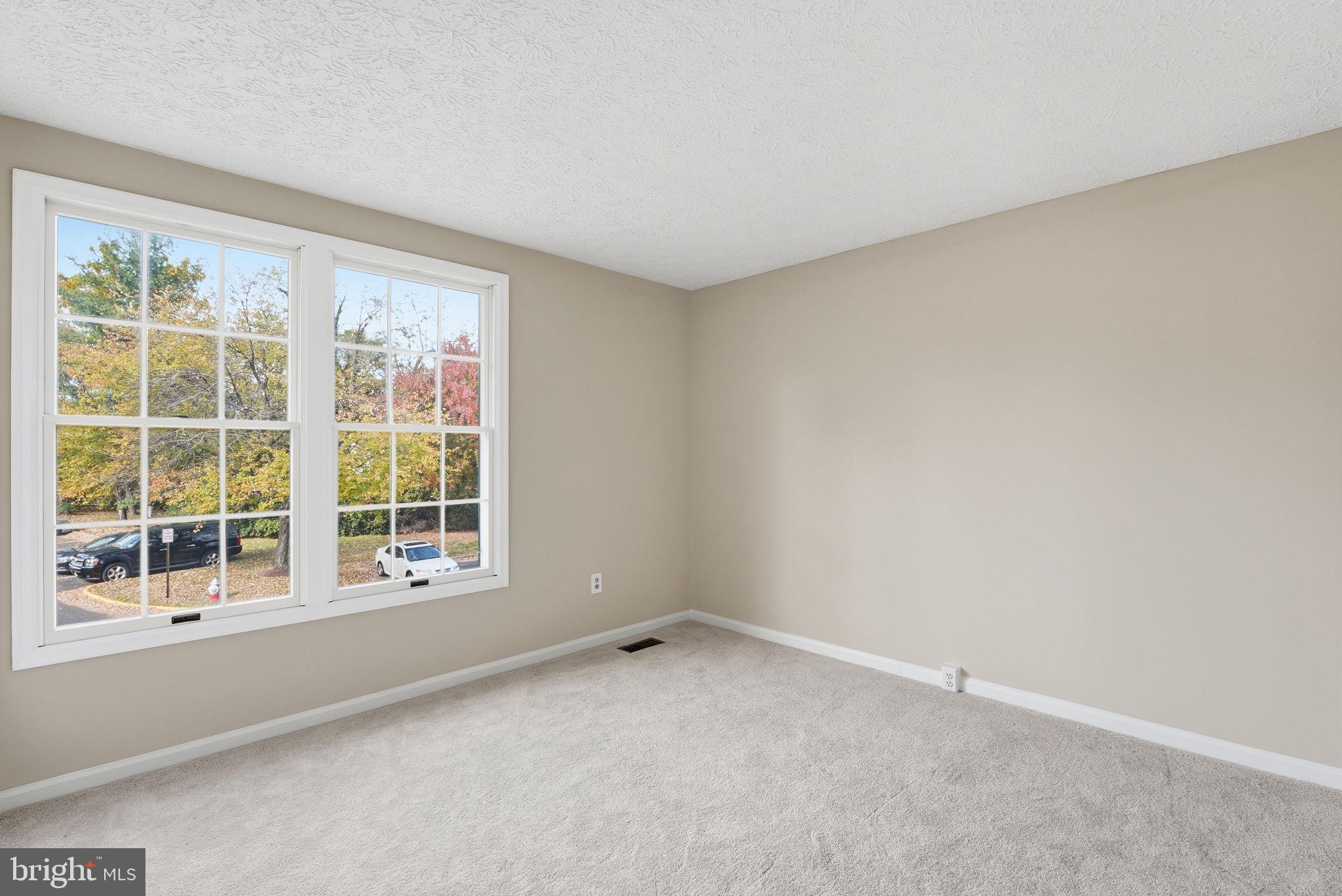 POTOMAC FAIRWAYS - Residential Lease