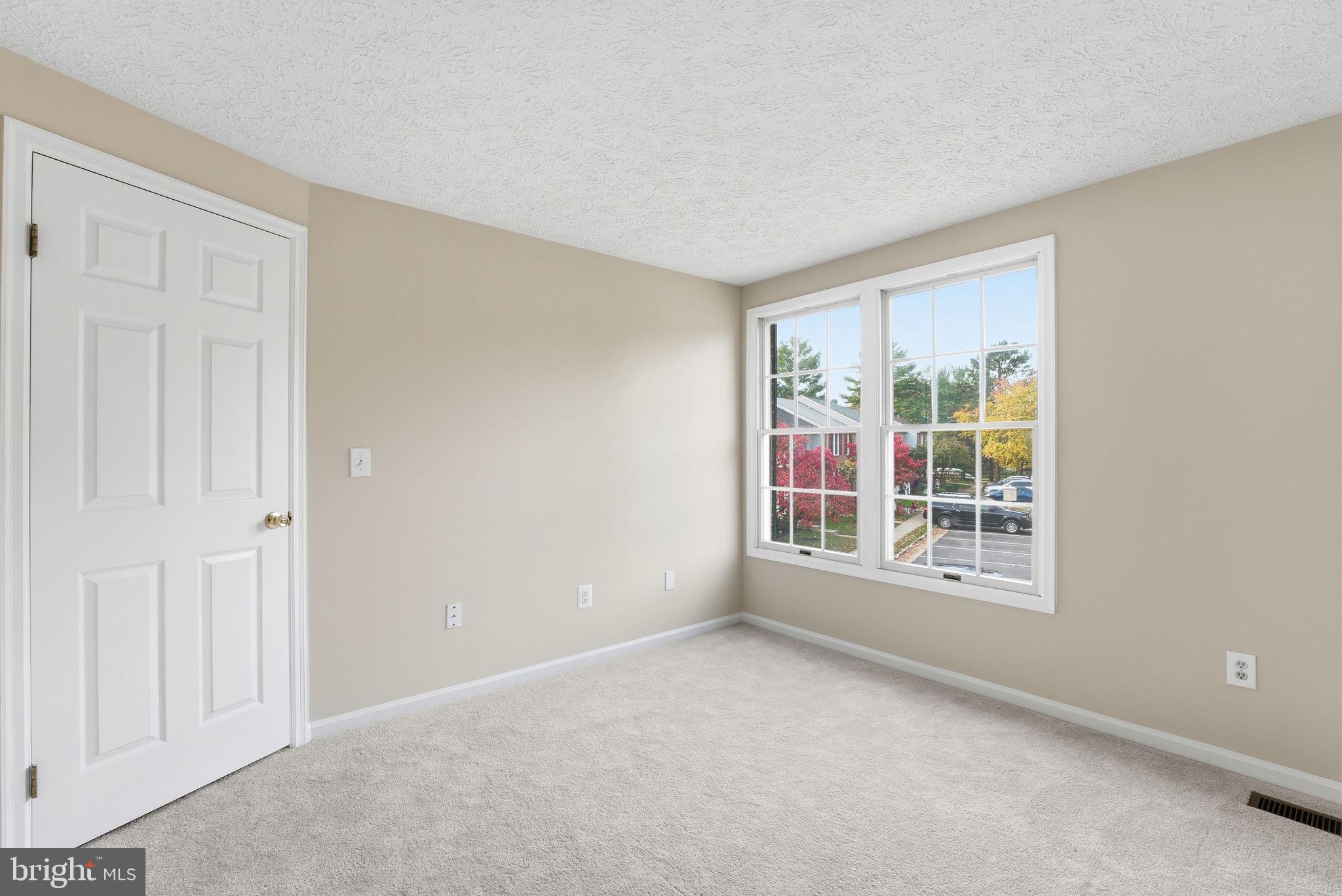 POTOMAC FAIRWAYS - Residential Lease