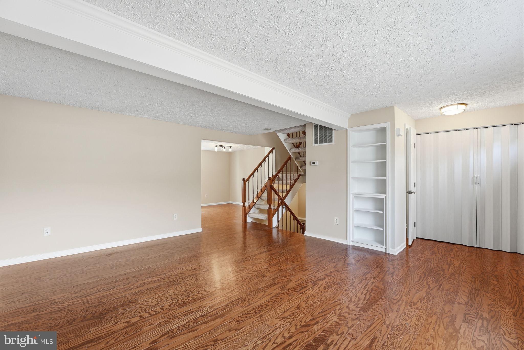 POTOMAC FAIRWAYS - Residential Lease