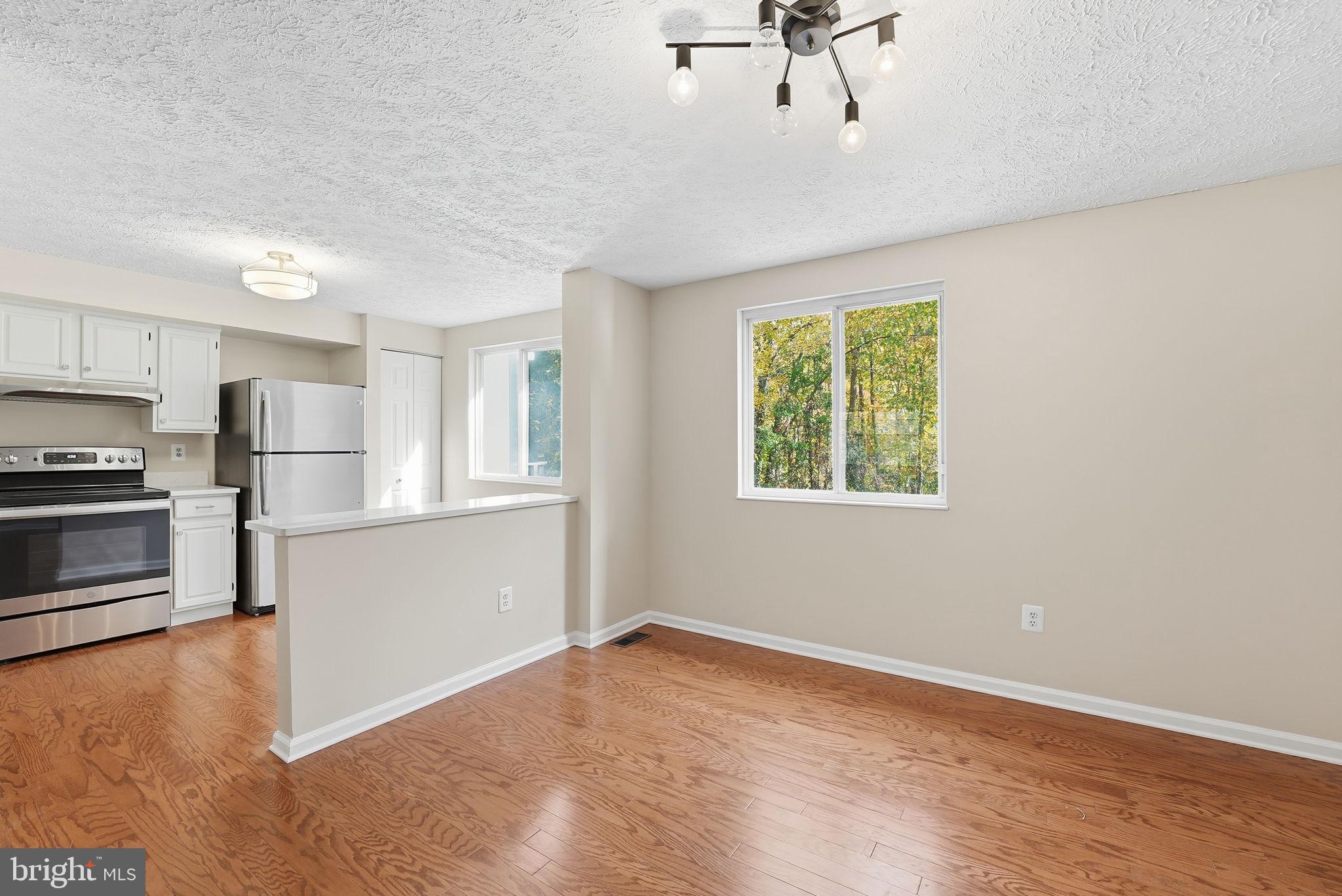 POTOMAC FAIRWAYS - Residential Lease