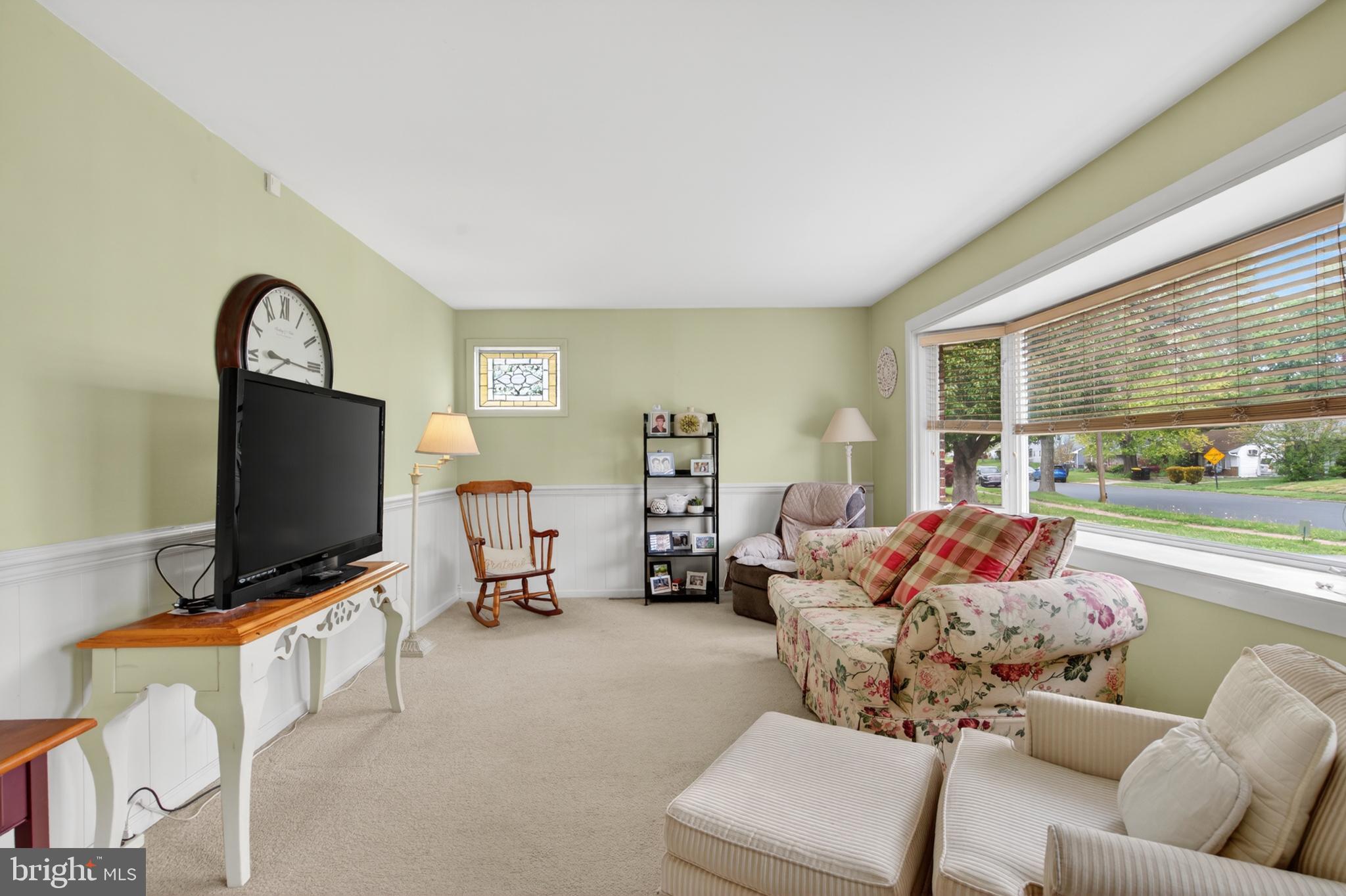 3528 WINDSOR DRIVE