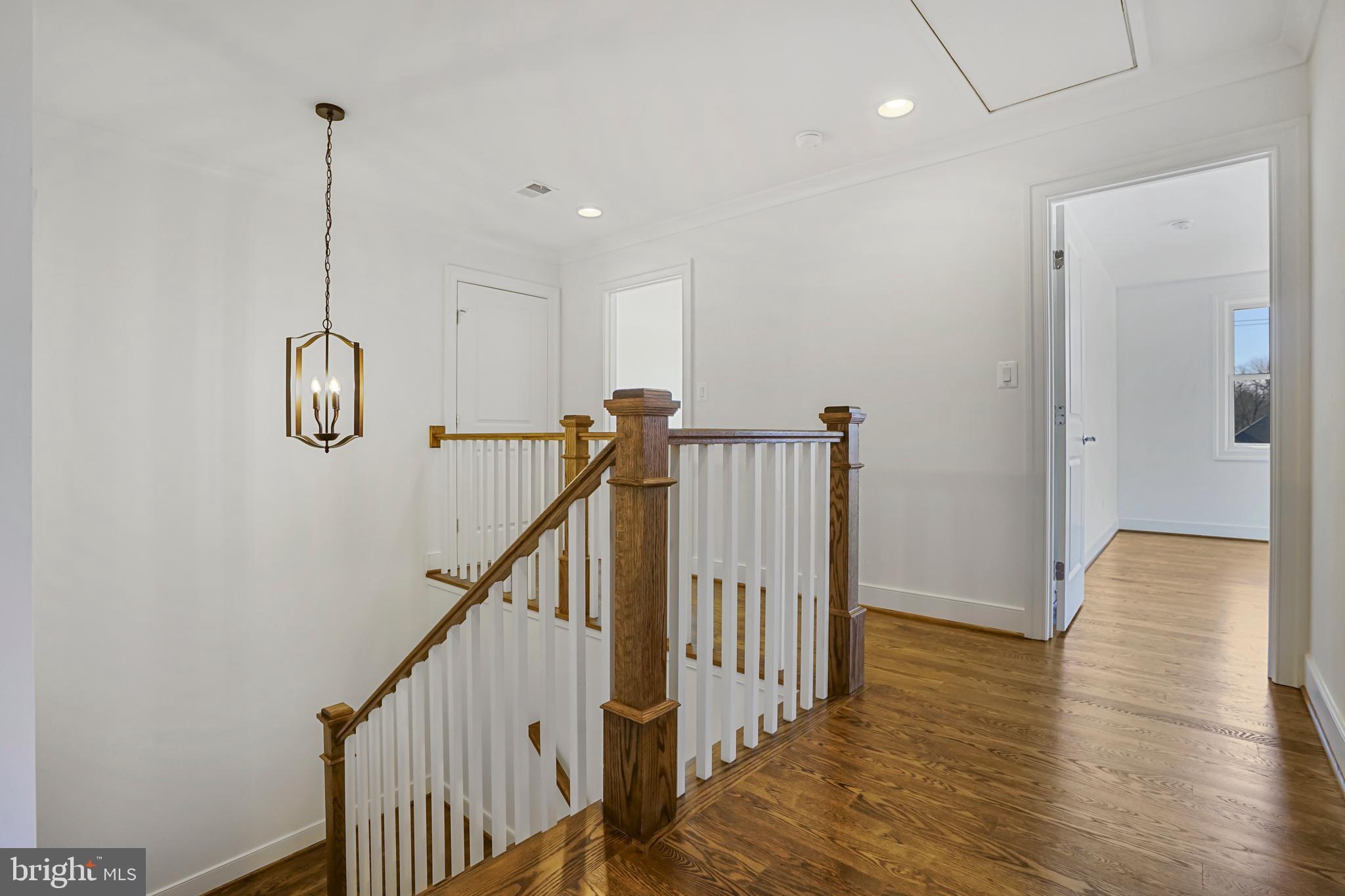 RIDGEVIEW - Residential