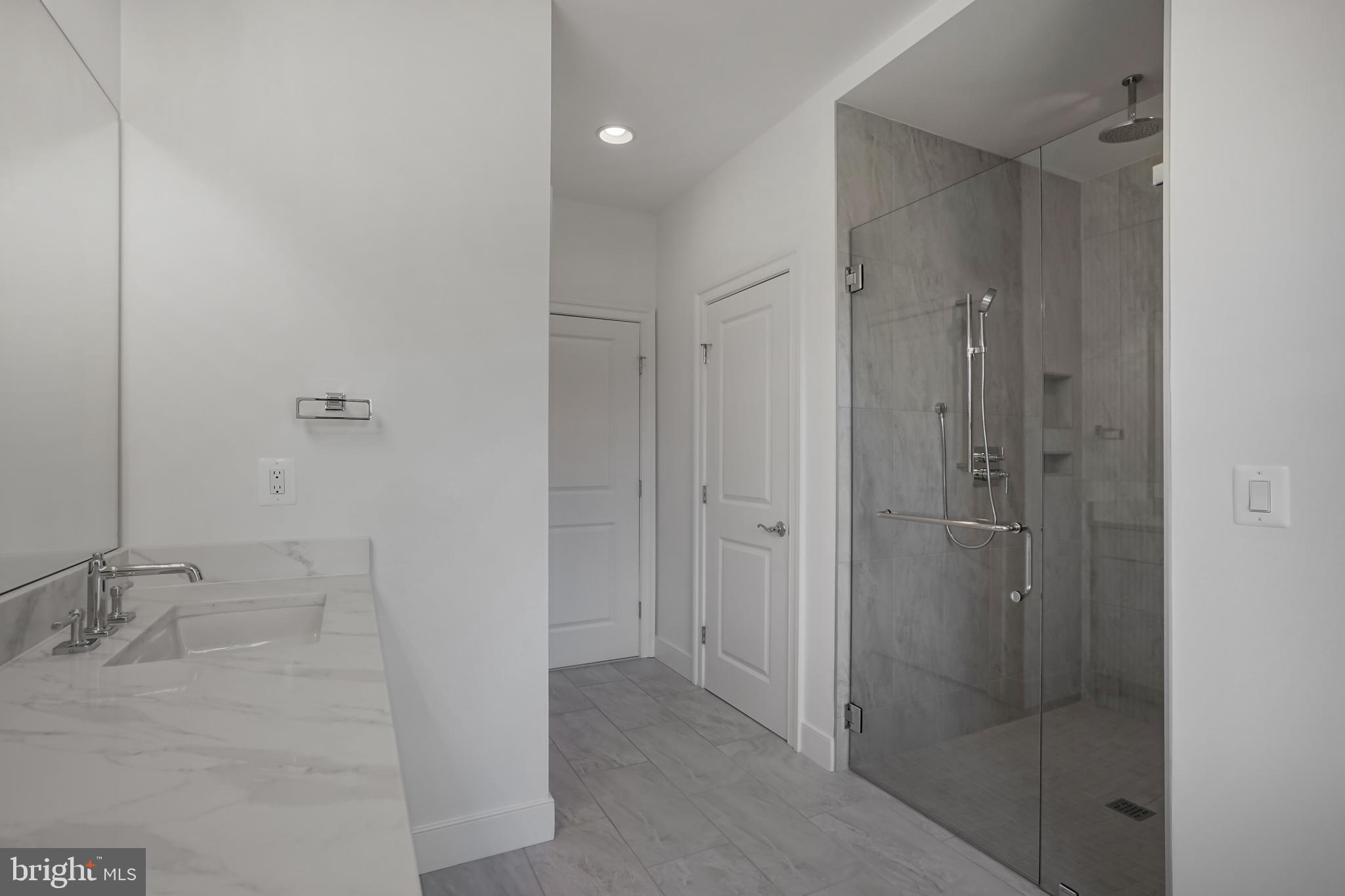 RIDGEVIEW - Residential