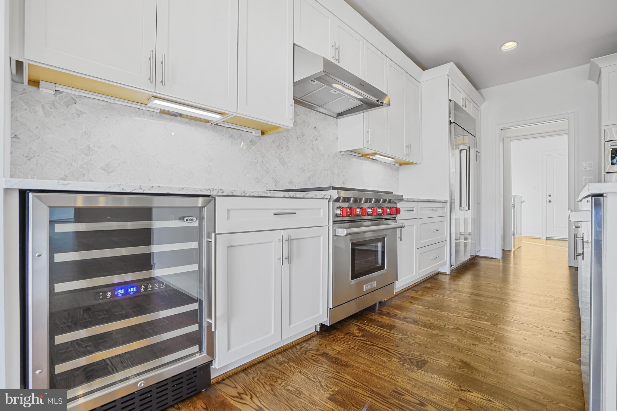 RIDGEVIEW - Residential