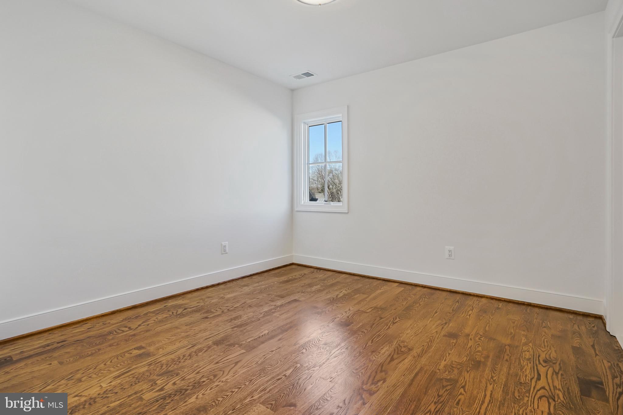 RIDGEVIEW - Residential