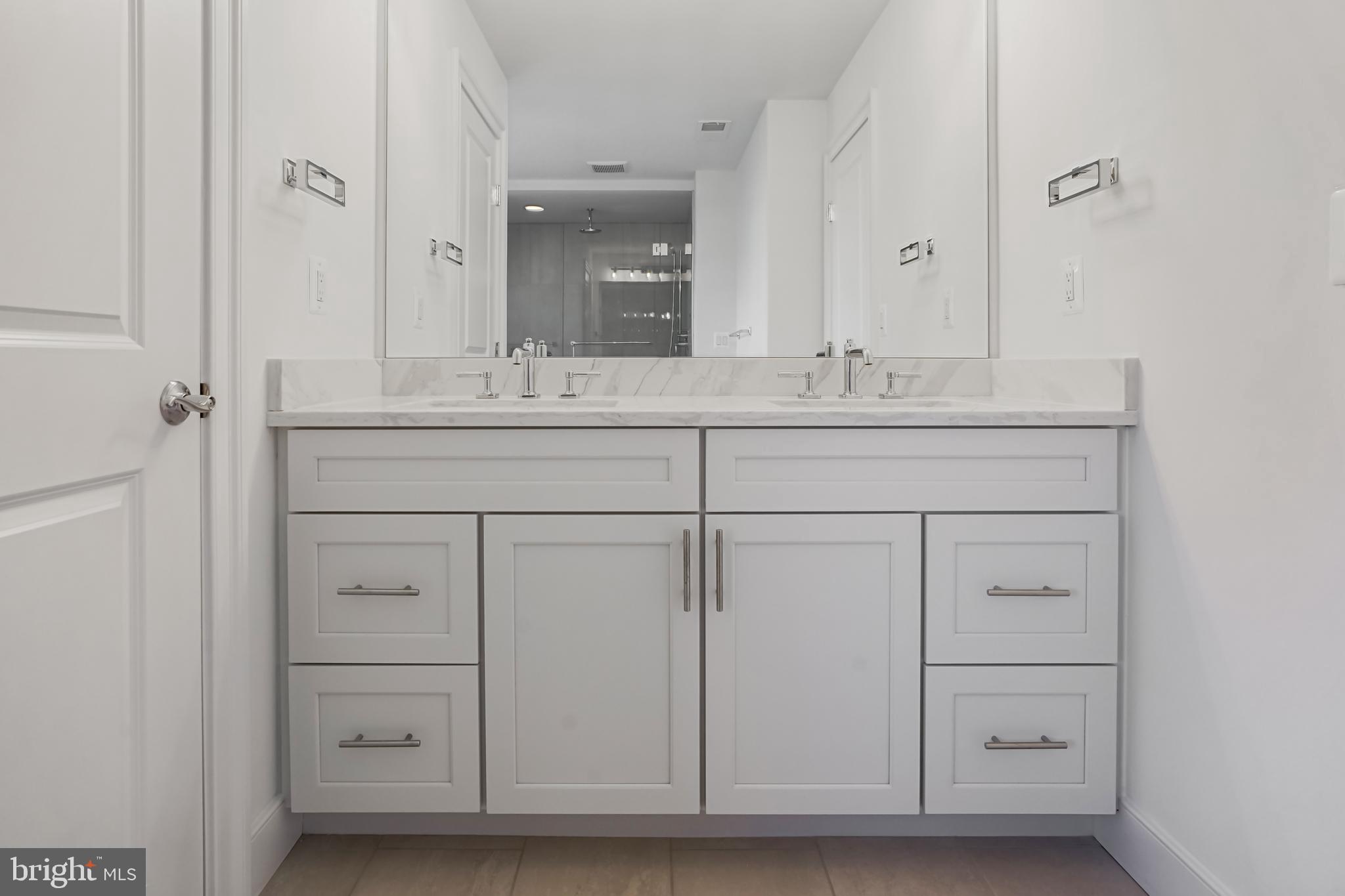 RIDGEVIEW - Residential