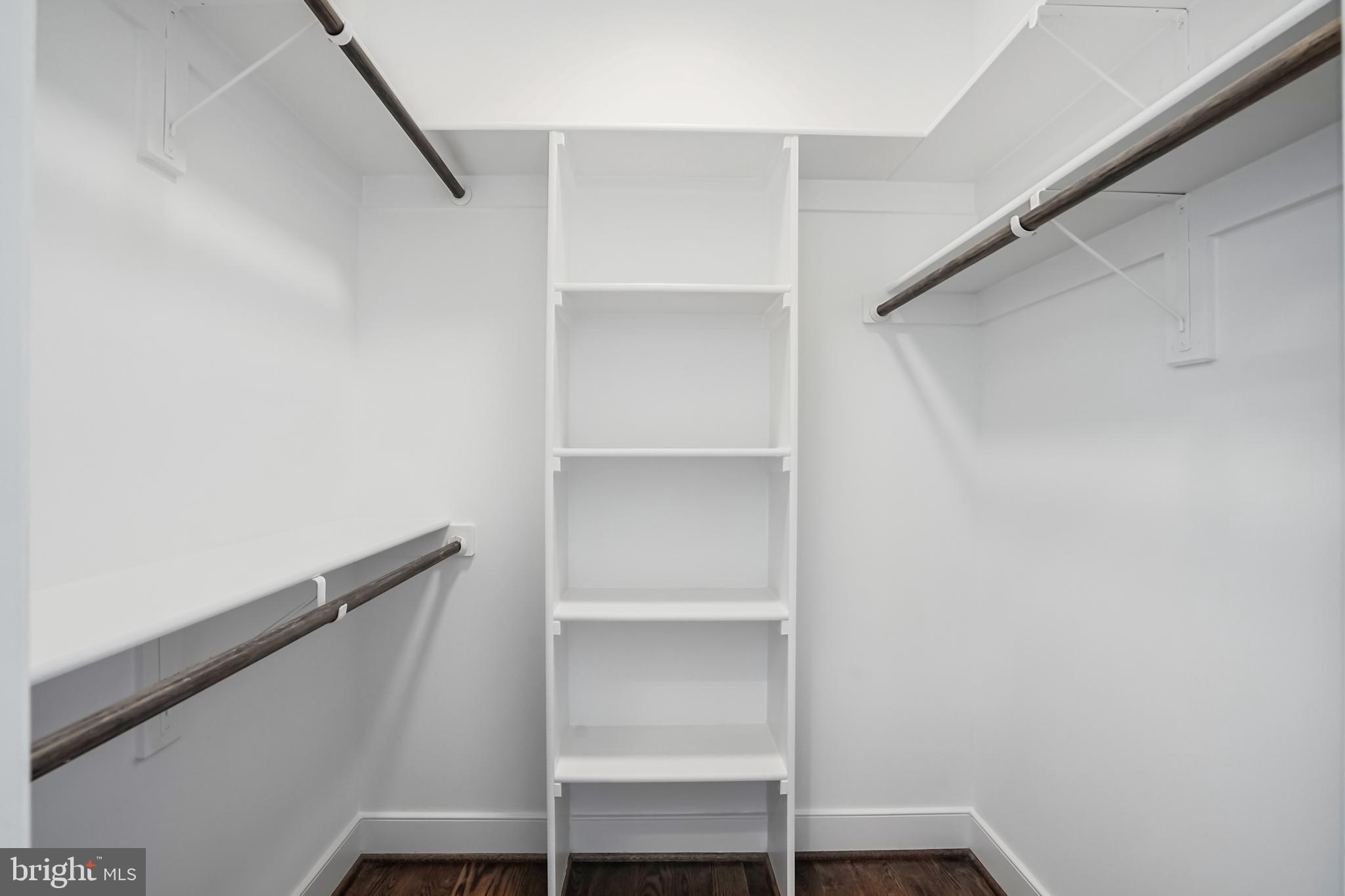 RIDGEVIEW - Residential