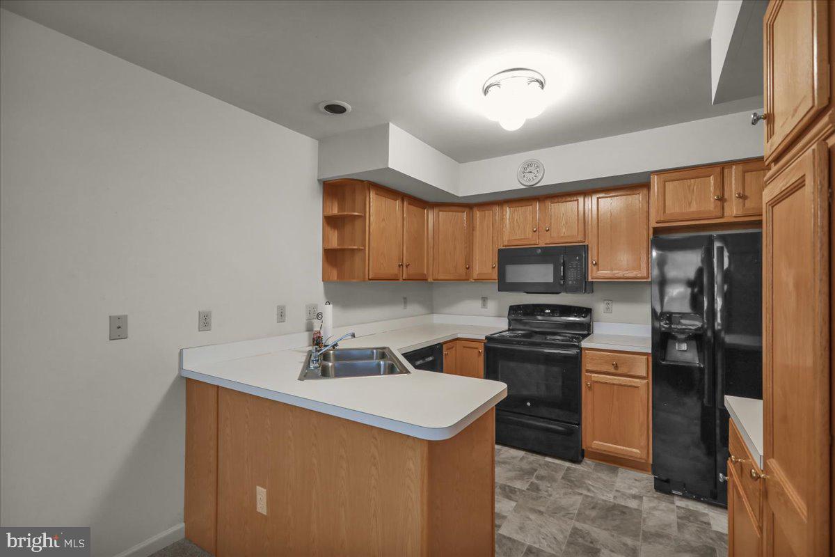 GABLE PARK WOODS - Residential