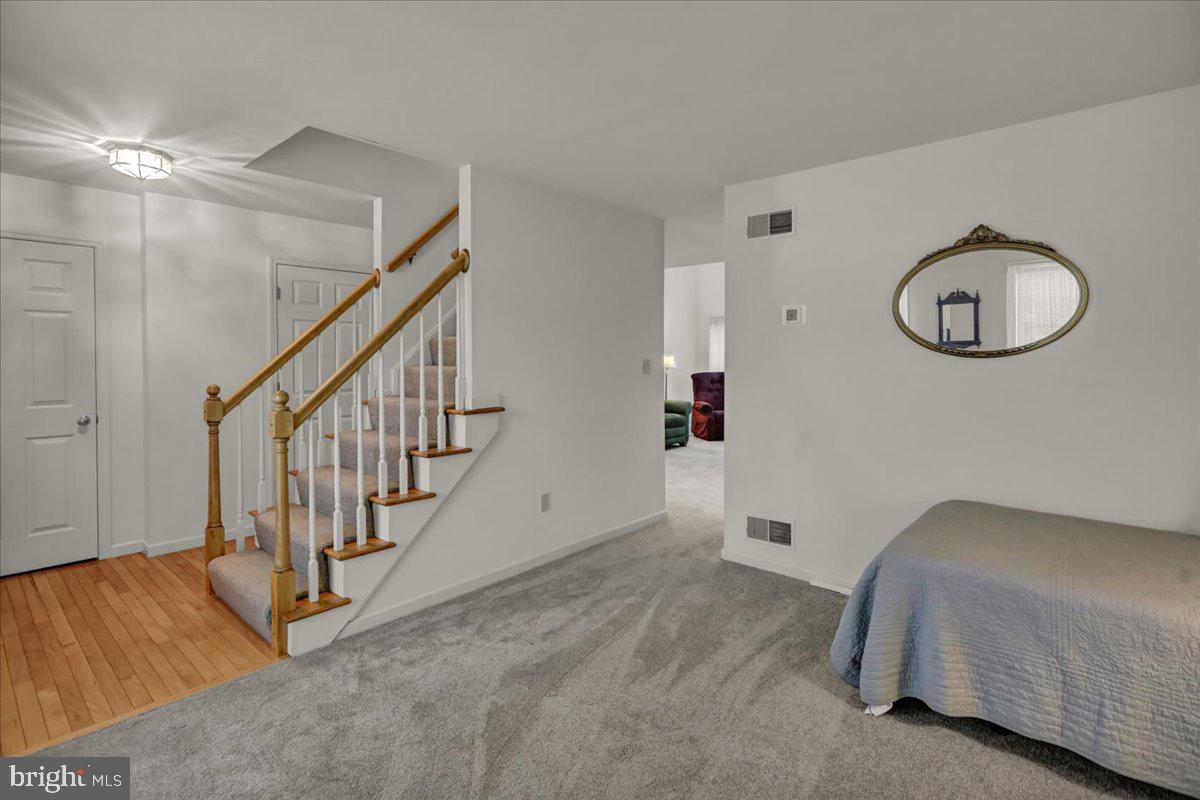 7 MILL POND DRIVE