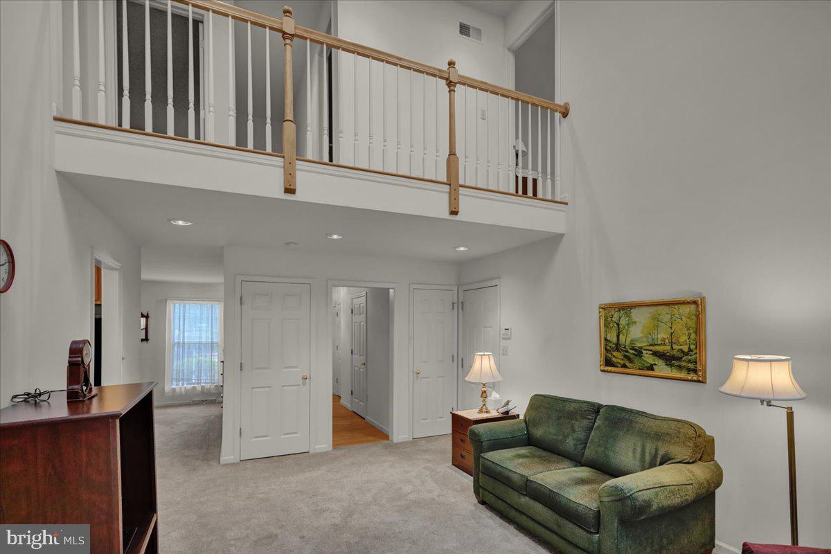 GABLE PARK WOODS - Residential