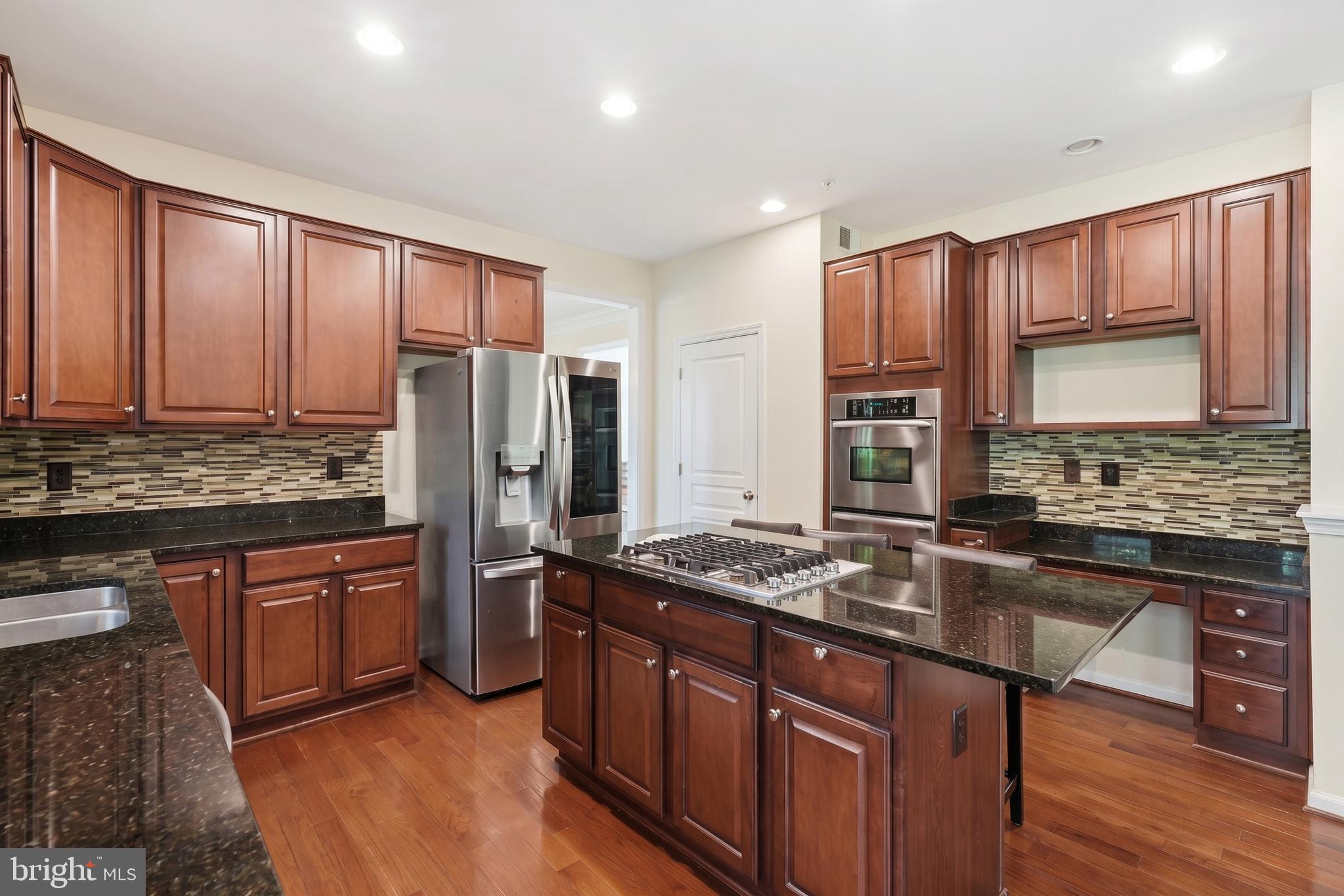 VILLAGES OF SAVANNAH - Residential