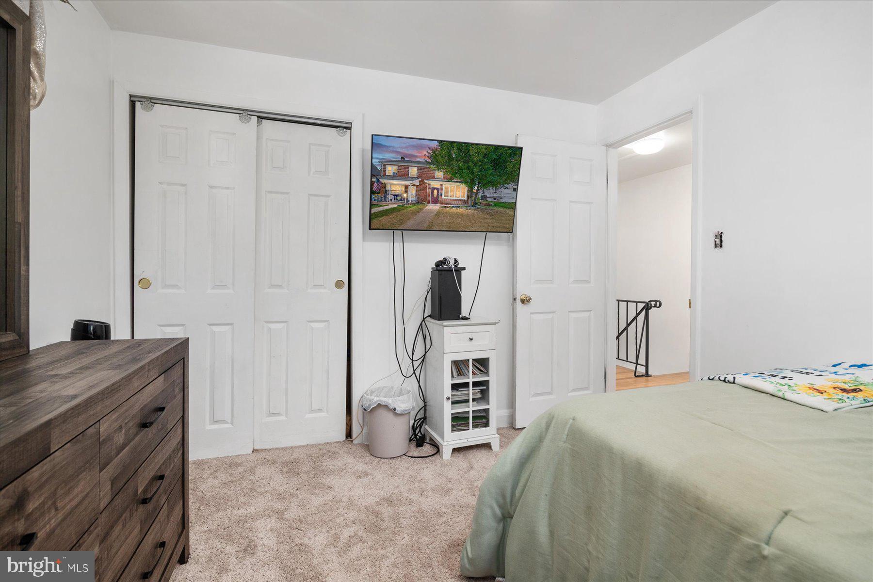 ROLAND TERRACE - Residential